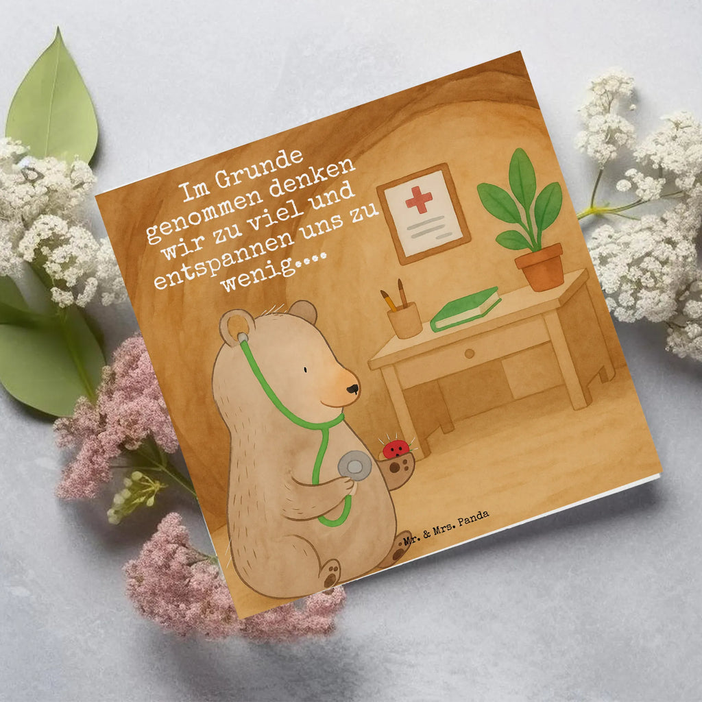 Deluxe Karte Bär Arzt Design Karte, Grußkarte, Klappkarte, Einladungskarte, Glückwunschkarte, Hochzeitskarte, Geburtstagskarte, Hochwertige Grußkarte, Hochwertige Klappkarte, Bär, Teddy, Teddybär, Arzt, Ärztin, Doktor, Professor, Doktorin, Professorin