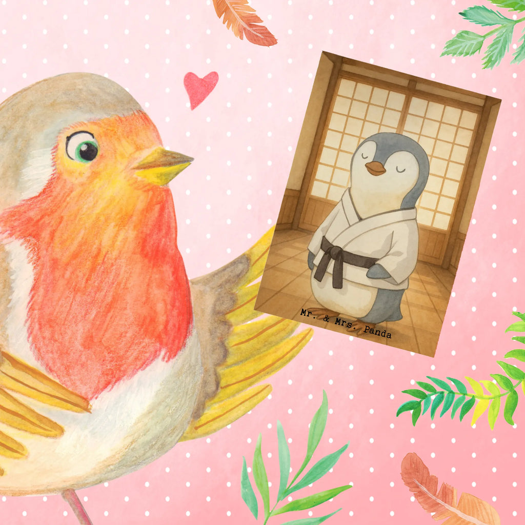 Grußkarte Pinguin Karate Design Grußkarte, Glückwunschkarte, Karte, Geburtstagskarte, Hochzeitskarte, Ansichtskarten, Einladungskarte, Klappkarte, Geschenk, Sport, Sportart, Hobby, Schenken, Danke, Dankeschön, Auszeichnung, Gewinn, Sportler, Selbstverteidigung, Kampfkunst, Karate, Karate Verein, Kampfsportart