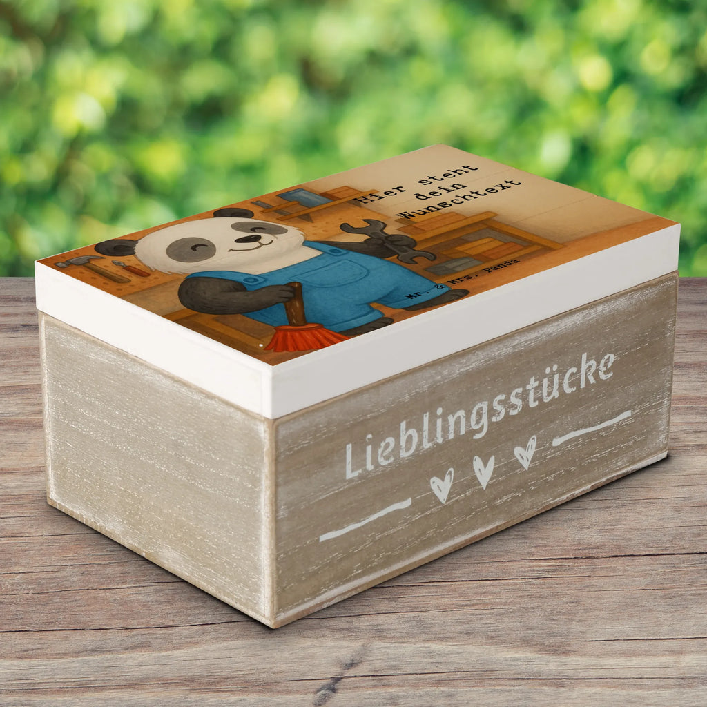 Personalisierte Holzkiste Hausmeister Leidenschaft Design Holzkiste mit Namen, Geschenkbox personalisiert, Aufbewahrungsbox Personalisiert, Holzkiste Personalisiert, Truhe mit Namen, Schatzkiste mit Namen, GEschenkdose personalisiert, Schatulle mit Namen, Kiste Personalisiert, Erinnerungsbox mit Namen, Schatzkiste Personalisiert, Erinnerungskiste, Aufbewahrungsbox mit Namen, Truhe Personalisiert, Erinnerungsbox Personalisiert, Dekokiste Personalisiert, Dekokiste mit Namen, Kiste mit Namen, mit Namen, Schatulle Personalisiert, Erinnerungskiste Personalisiert, Beruf, Ausbildung, Jubiläum, Abschied, Rente, Kollege, Kollegin, Geschenk, Schenken, Arbeitskollege, Mitarbeiter, Firma, Danke, Dankeschön, Concierge, Hausmeister, Hausverwalter, Facility Manager