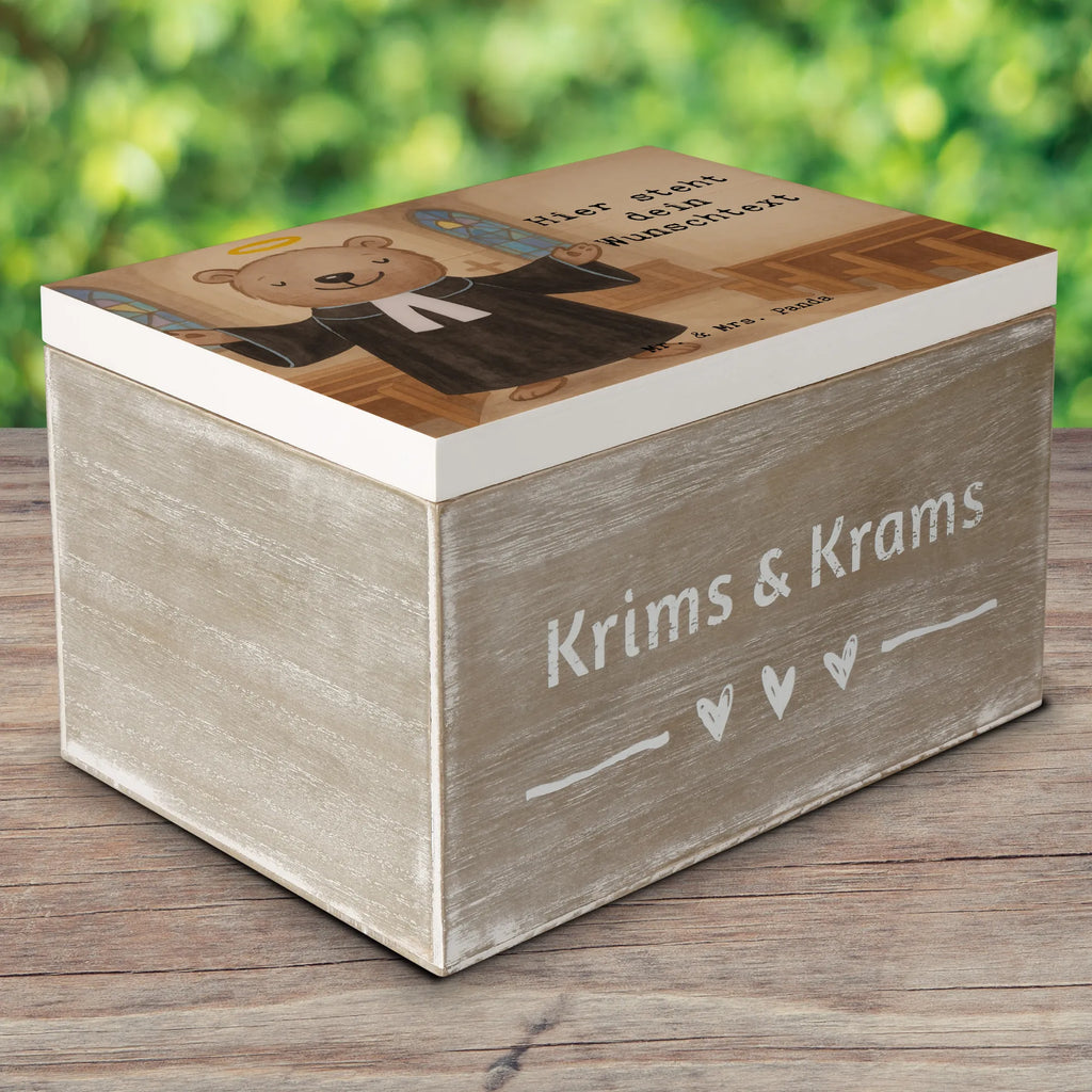 Personalisierte Holzkiste Pfarrer Leidenschaft Design Erinnerungskiste, Aufbewahrungsbox mit Namen, Kiste mit Namen, Holzkiste Personalisiert, Geschenkbox personalisiert, Erinnerungsbox Personalisiert, Truhe mit Namen, Dekokiste mit Namen, Schatulle Personalisiert, Truhe Personalisiert, Schatulle mit Namen, Schatzkiste mit Namen, Erinnerungskiste Personalisiert, Dekokiste Personalisiert, mit Namen, GEschenkdose personalisiert, Kiste Personalisiert, Erinnerungsbox mit Namen, Aufbewahrungsbox Personalisiert, Schatzkiste Personalisiert, Holzkiste mit Namen, Beruf, Ausbildung, Jubiläum, Abschied, Rente, Kollege, Kollegin, Geschenk, Schenken, Arbeitskollege, Mitarbeiter, Firma, Danke, Dankeschön, Kirche, Pfarrer, Diener Gottes<br />Geistlicher, Theologe, Prediger<br />Priester, Pastor