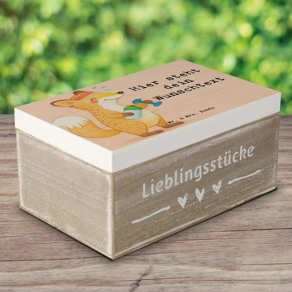 Personalisierte Holzkiste Fuchs Fitness Design Schatulle Personalisiert, GEschenkdose personalisiert, mit Namen, Erinnerungskiste, Truhe mit Namen, Erinnerungsbox Personalisiert, Dekokiste mit Namen, Aufbewahrungsbox Personalisiert, Schatzkiste mit Namen, Schatzkiste Personalisiert, Schatulle mit Namen, Aufbewahrungsbox mit Namen, Kiste mit Namen, Erinnerungsbox mit Namen, Dekokiste Personalisiert, Geschenkbox personalisiert, Holzkiste mit Namen, Holzkiste Personalisiert, Truhe Personalisiert, Kiste Personalisiert, Erinnerungskiste Personalisiert, Geschenk, Sport, Sportart, Hobby, Schenken, Danke, Dankeschön, Auszeichnung, Gewinn, Sportler, Fitnessstudio, Fitness, Kraftsport, Sport treiben, Sportclub