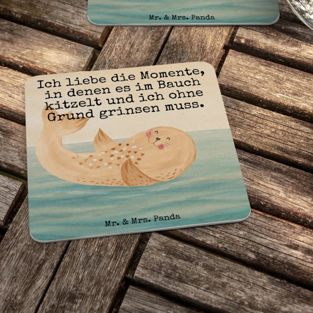 Bierdeckel Robbe Liegen Design Gastgeschenk Hochzeit, Bierdeckel, Tischdeko, Tiermotive, Gute Laune, lustige Sprüche, Tiere, Lachen, Robben, Nordsee, Seehund, Ostsee, Meerestier, Strand, Robbe, Freude