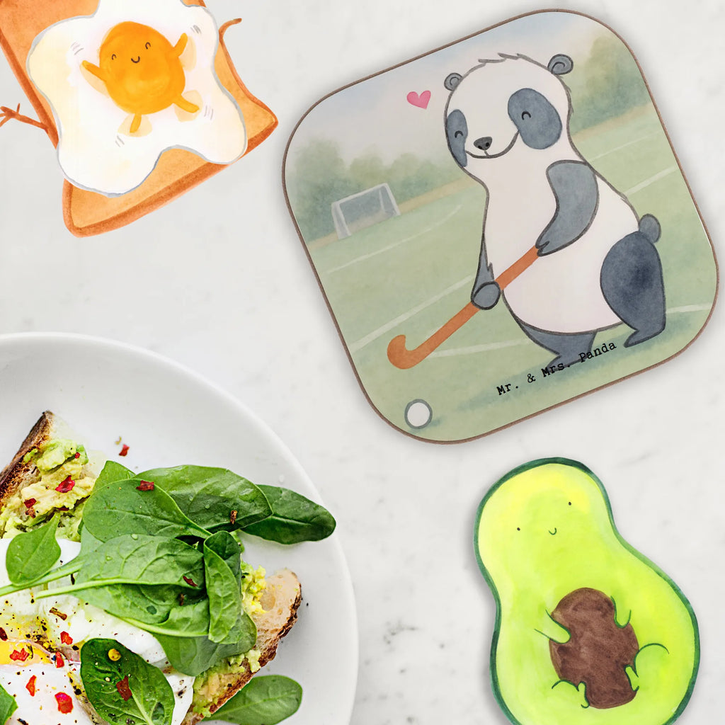 Untersetzer Panda Hockey spielen Design Untersetzer, Getränkeuntersetzer, Holzuntersetzer, Tassen Untersetzer, Korkuntersetzer, Untersetzer Holz, Untersetzer Design, Untersetzer aus Holz, Bierdeckel, Glasuntersetzer, Untersetzer Gläser, Untersetzer für Gläser, Geschenk, Sport, Sportart, Hobby, Schenken, Danke, Dankeschön, Auszeichnung, Gewinn, Sportler, Hockeyschläger, Hockey spielen, Hockey Verein, Feldhockey