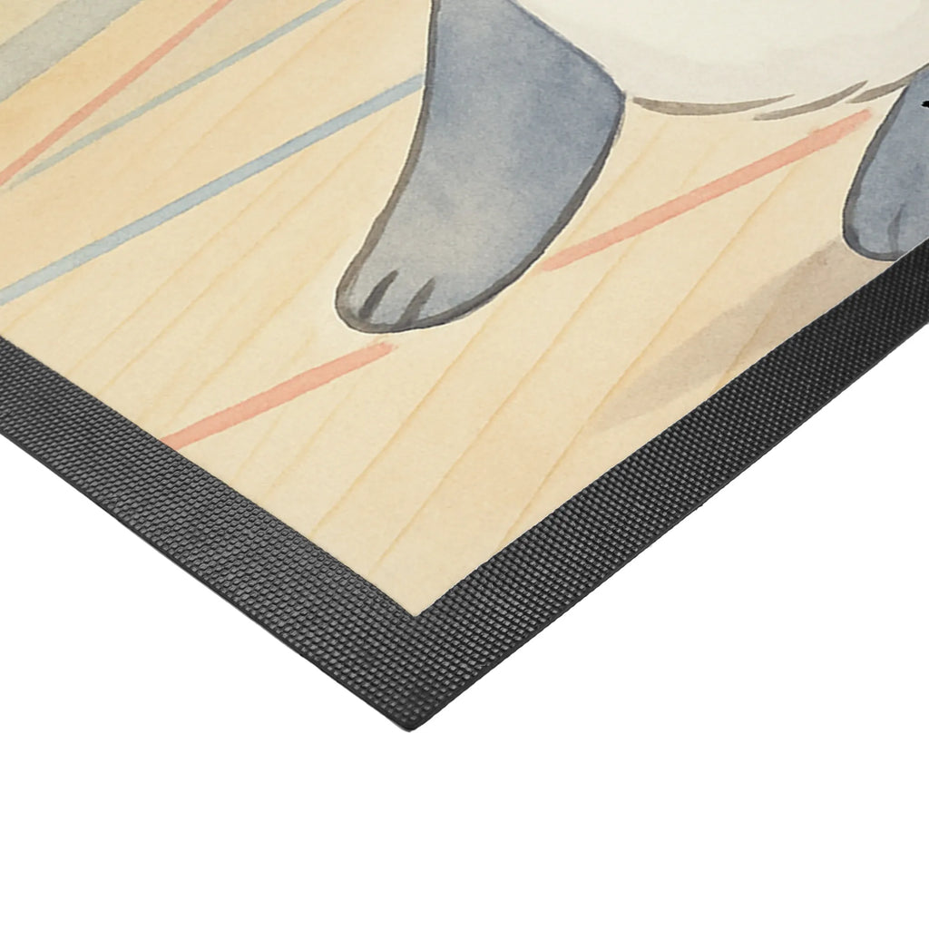 Fußmatte Panda Handball spielen Design Gummimatte, Fußabstreifer außen, Haustürmatte, Türvorleger, Vorleger, Eingangsteppich, Fußmatte innen, Fußmatte außen wetterfest, Fußmatte outdoor, Gummi Matte, Schmutzfangmatte waschbar, Fußabstreifer, Schmutzfangteppich, Fussmatten online, Fussmatten, Fußabtreter, Schmutzfangmatte, Türmatte, Motivfußmatte, Matte, Sauberlaufmatte, Fußmatte außen, Fußmatten, Schmutzfänger, Fußabtreter außen, Schmutzmatte, Fußmatte waschbar, Geschenk, Sport, Sportart, Hobby, Schenken, Danke, Dankeschön, Auszeichnung, Gewinn, Sportler, Handball Turnier, Handball Club, Handball spielen, Handball Verein