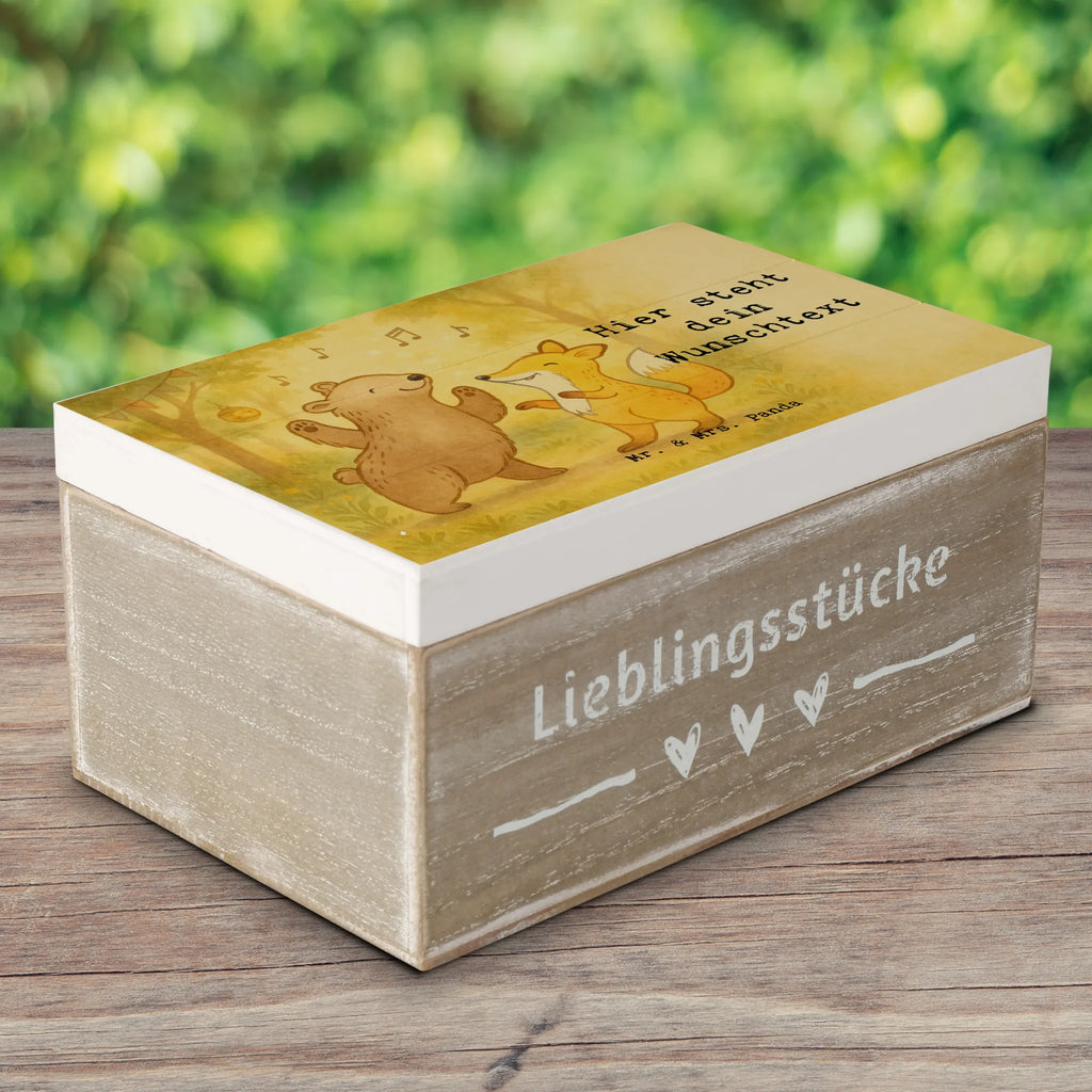 Personalisierte Holzkiste Hase Tanzen Design Kiste mit Namen, Dekokiste Personalisiert, Kiste Personalisiert, Erinnerungskiste, Holzkiste mit Namen, Erinnerungsbox mit Namen, Aufbewahrungsbox mit Namen, Truhe Personalisiert, Schatzkiste mit Namen, Aufbewahrungsbox Personalisiert, Truhe mit Namen, Erinnerungsbox Personalisiert, Schatzkiste Personalisiert, Dekokiste mit Namen, Schatulle mit Namen, Schatulle Personalisiert, Geschenkbox personalisiert, Holzkiste Personalisiert, GEschenkdose personalisiert, Erinnerungskiste Personalisiert, mit Namen, Geschenk, Sport, Sportart, Hobby, Schenken, Danke, Dankeschön, Auszeichnung, Gewinn, Sportler, Tanzkurs, Tanzen, Tanzschule, tanzen gehen