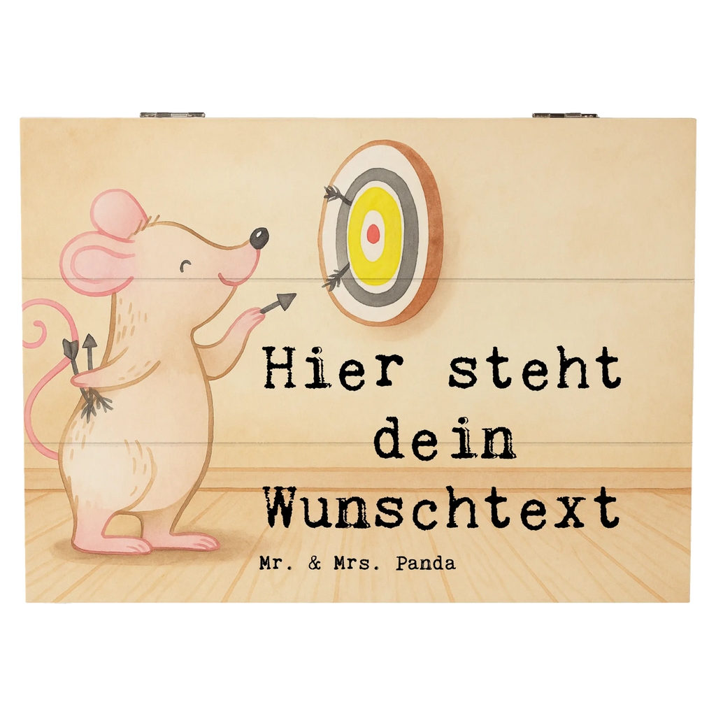 Personalisierte Holzkiste Maus Dart spielen Design mit Namen, Aufbewahrungsbox mit Namen, Kiste Personalisiert, Holzkiste Personalisiert, Schatulle Personalisiert, Erinnerungsbox Personalisiert, Kiste mit Namen, Holzkiste mit Namen, Dekokiste mit Namen, Erinnerungsbox mit Namen, Schatulle mit Namen, Erinnerungskiste, Truhe mit Namen, Schatzkiste mit Namen, GEschenkdose personalisiert, Schatzkiste Personalisiert, Truhe Personalisiert, Aufbewahrungsbox Personalisiert, Geschenkbox personalisiert, Erinnerungskiste Personalisiert, Dekokiste Personalisiert, Geschenk, Sport, Sportart, Hobby, Schenken, Danke, Dankeschön, Auszeichnung, Gewinn, Sportler, Dart spielen, Darten, Darts, Dart Turnier