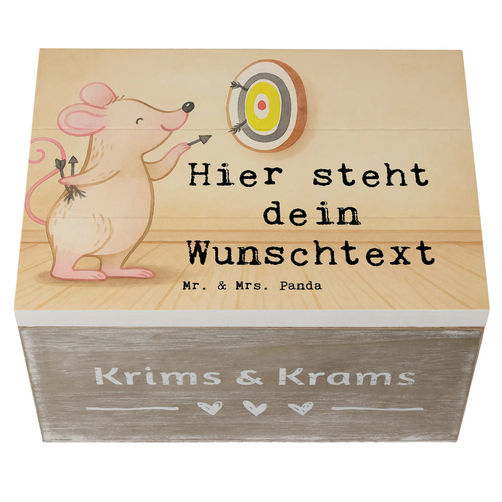 Personalisierte Holzkiste Maus Dart spielen Design mit Namen, Aufbewahrungsbox mit Namen, Kiste Personalisiert, Holzkiste Personalisiert, Schatulle Personalisiert, Erinnerungsbox Personalisiert, Kiste mit Namen, Holzkiste mit Namen, Dekokiste mit Namen, Erinnerungsbox mit Namen, Schatulle mit Namen, Erinnerungskiste, Truhe mit Namen, Schatzkiste mit Namen, GEschenkdose personalisiert, Schatzkiste Personalisiert, Truhe Personalisiert, Aufbewahrungsbox Personalisiert, Geschenkbox personalisiert, Erinnerungskiste Personalisiert, Dekokiste Personalisiert, Geschenk, Sport, Sportart, Hobby, Schenken, Danke, Dankeschön, Auszeichnung, Gewinn, Sportler, Dart spielen, Darten, Darts, Dart Turnier
