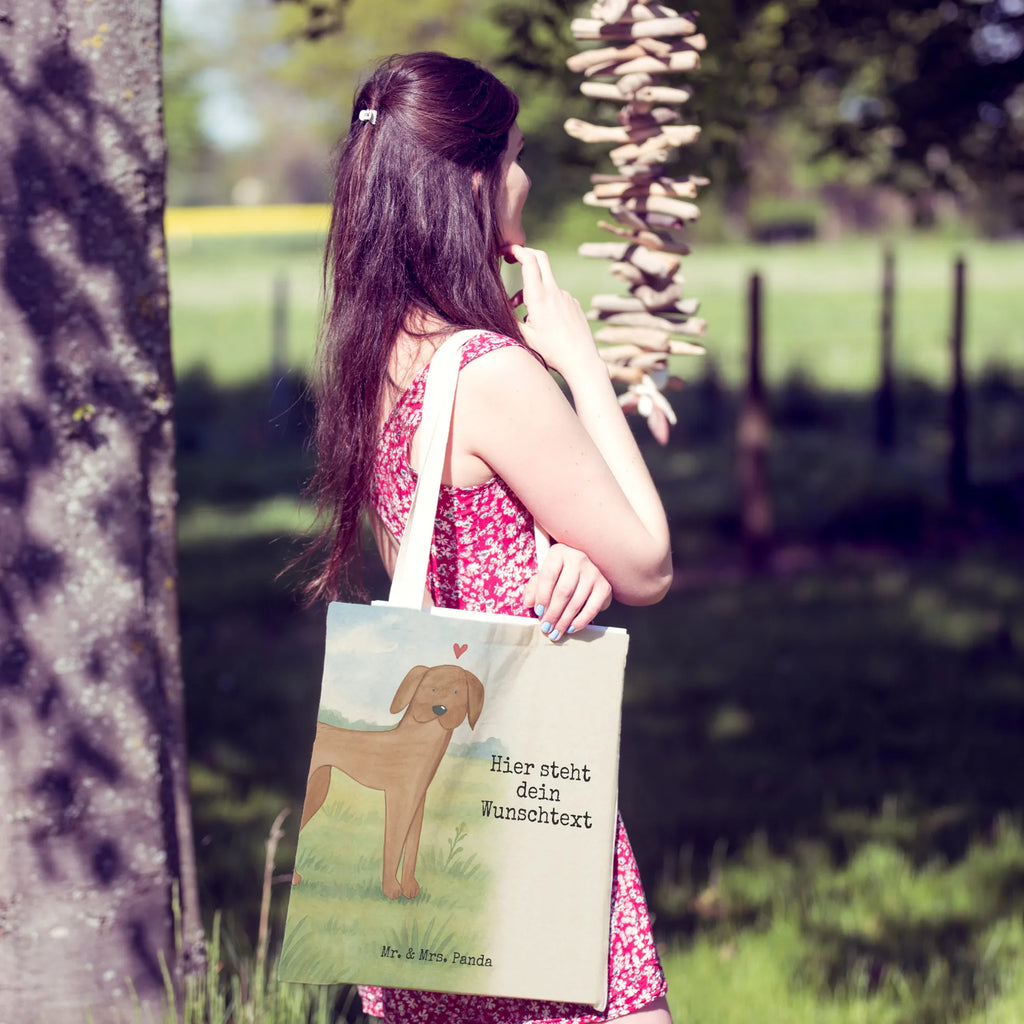 Personalisierte Einkaufstasche Hund Dogge Design Tragetasche Mit Initialen, Tragetasche Mit Spruch, Kleine Tragetasche Mit Text, Einkaufstasche Personalisiert, Tragetasche Für Einkäufe Personalisiert, Tragetasche Für Alltag Mit Text, Jutetasche Mit Wunschtext, Tragetasche Selbst Gestalten, Design Tragetasche Personalisiert, Lustige Tragetasche Mit Text, Personalisierte Tragetasche, Leinentasche Mit Gravur, Tragetasche Für Damen Mit Namen, Tragetasche Mit Namen, Tragetasche Modern Mit Gravur, Tragetasche Mit Wunschtext, Tragetasche Für Schule Mit Wunschtext, Umweltfreundliche Tragetasche Mit Namen, Tragetasche Als Geschenk Mit Wunschtext, Tragetasche Mit Personalisierung, Stofftasche Mit Wunschtext, Tragetasche Für Büro Mit Namen, Tragetasche Personalisiert, Tragetasche Für Herren Personalisiert, Bunte Tragetasche Mit Namen, Baumwolltasche Mit Namen, Faltbare Tragetasche Mit Wunschtext, Vintage Tragetasche Mit Wunschtext, Tragetasche Bedruckt Mit Wunschtext, Tragetasche Mit Text, Tragetasche Für Kinder Mit Wunschtext, Wiederverwendbare Tragetasche Mit Wunschtext, Große Tragetasche Mit Namen, Nachhaltige Tragetasche Personalisiert, Tragetasche Mit Motiv Und Wunschtext, Hund, Hundemotiv, Haustier, Hunderasse, Tierliebhaber, Hundebesitzer, Sprüche, Great Dane, Hunde, Dogge, Deutsche Dogge