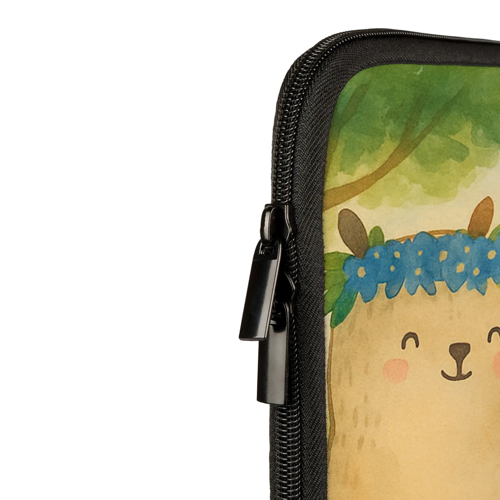 Personalisierte Notebook Tasche Bären mit Blumenkranz Design Notebook-Tasche Für 17 Zoll Mit Namen, Notebook-Tasche Klassisch Mit Wunschname, Notebook-Tasche Für 13 Zoll Mit Wunschname, Notebook-Tasche Reisegeeignet Mit Wunschname, Notebook-Tasche Aus Canvas Mit Namen, Notebook-Tasche Slim Mit Wunschname, Notebook-Tasche Minimalistisch Mit Namen, Notebook-Tasche Für 15 Zoll Mit Namensgravur, Notebook-Tasche Mit Zubehörfach Und Namen, Notebook-Tasche Rucksackstil Mit Wunschname, Notebook-Tasche Für Damen Mit Wunschname, Laptop-Case Mit Wunschname, Notebook-Tasche Mit Tragegriff Und Wunschname, Personalisierte Notebooktasche, Notebook-Tasche Ergonomisch Mit Namen, Notebook-Case Mit Namenslabel, Notebook-Tasche Gepolstert Mit Wunschname, Laptop-Rucksack Mit Namensschild, Laptop-Umhängetasche Mit Wunschname, Notebook-Tasche Wasserfest Mit Namensgravur, Notebook-Tasche Aus Nylon Mit Namensdruck, Laptop-Hülle Mit Namensgravur, Notebook-Tasche Studenten Mit Namen, Laptop-Aktentasche Mit Wunschname, Notebook-Tasche Aus Leder Mit Namen, Notebook-Umhängetasche Mit Namen, Notebook-Querträger Mit Namensgravur, Notebook-Sleeve Mit Wunschname, Notebook-Tasche Casual Mit Namen, Notebook-Tasche Aus Neopren Mit Wunschname, Notebook-Tasche Vintage Mit Namenslabel, Laptoptasche Mit Wunschname, Laptophülle Mit Namen, Laptop-Sleeve Mit Namen, Notebook-Tasche Robust Mit Wunschname, Laptop-Messenger-Bag Mit Namen, Notebook-Rucksack Mit Namen, Notebook-Tasche Mit Reißverschluss Und Namen, Notebook-Tasche Büro Mit Namensgravur, Notebook-Tasche Modern Mit Namen, Notebook-Tasche Mit Organizer Und Namen, Notebookhülle Mit Namensdruck, Notebook-Tasche Business Mit Namensdruck, Notebooktasche Mit Namen, Notebook-Tasche Mit Schultergurt Mit Namenslabel, Notebook-Aktentasche Mit Namenslabel, Notebook-Tasche Für Herren Mit Namensgravur, Notebook-Tasche Leicht Mit Namensgravur, Familie, Vatertag, Muttertag, Bruder, Schwester, Mama, Papa, Oma, Opa, Mutti, Geschenk Mama. Muttertag, Family, Tochter, Mutter, Lieblingsmensch, Vorbild, Töchter, Kind, Lieblingsmama, Bären, weltbeste Mama, Bär, beste Mutter, Mami, Kinder