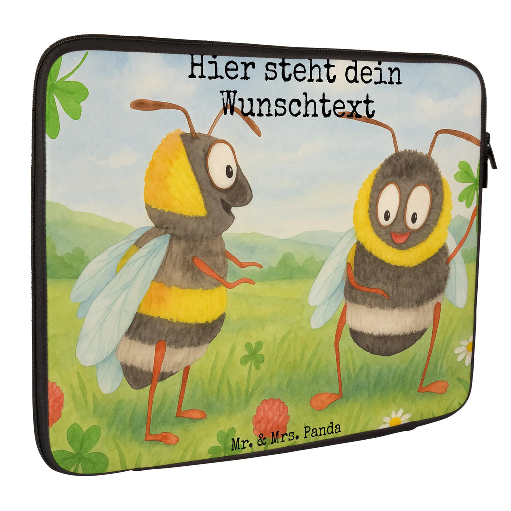 Personalisierte Notebook Tasche Hummeln Kleeblatt Design Notebook-Rucksack Mit Namen, Notebook-Tasche Für 17 Zoll Mit Namen, Notebook-Tasche Büro Mit Namensgravur, Notebook-Tasche Ergonomisch Mit Namen, Notebook-Tasche Leicht Mit Namensgravur, Notebook-Tasche Modern Mit Namen, Laptop-Hülle Mit Namensgravur, Notebook-Tasche Mit Tragegriff Und Wunschname, Notebook-Tasche Reisegeeignet Mit Wunschname, Laptop-Rucksack Mit Namensschild, Notebook-Tasche Wasserfest Mit Namensgravur, Notebook-Tasche Business Mit Namensdruck, Notebook-Tasche Gepolstert Mit Wunschname, Notebook-Tasche Mit Organizer Und Namen, Notebook-Tasche Aus Canvas Mit Namen, Laptop-Aktentasche Mit Wunschname, Notebook-Umhängetasche Mit Namen, Notebook-Tasche Studenten Mit Namen, Notebook-Tasche Für Herren Mit Namensgravur, Notebook-Tasche Aus Neopren Mit Wunschname, Notebook-Tasche Vintage Mit Namenslabel, Laptop-Sleeve Mit Namen, Notebook-Tasche Aus Nylon Mit Namensdruck, Notebookhülle Mit Namensdruck, Notebook-Tasche Für Damen Mit Wunschname, Notebook-Tasche Minimalistisch Mit Namen, Notebook-Tasche Aus Leder Mit Namen, Notebook-Tasche Casual Mit Namen, Laptop-Umhängetasche Mit Wunschname, Laptoptasche Mit Wunschname, Notebook-Tasche Klassisch Mit Wunschname, Notebook-Querträger Mit Namensgravur, Notebook-Tasche Robust Mit Wunschname, Laptophülle Mit Namen, Notebook-Tasche Für 15 Zoll Mit Namensgravur, Notebook-Tasche Mit Schultergurt Mit Namenslabel, Notebook-Tasche Rucksackstil Mit Wunschname, Notebook-Case Mit Namenslabel, Notebook-Tasche Für 13 Zoll Mit Wunschname, Notebook-Tasche Mit Reißverschluss Und Namen, Laptop-Messenger-Bag Mit Namen, Personalisierte Notebooktasche, Notebook-Tasche Mit Zubehörfach Und Namen, Notebook-Aktentasche Mit Namenslabel, Notebook-Tasche Slim Mit Wunschname, Laptop-Case Mit Wunschname, Notebooktasche Mit Namen, Notebook-Sleeve Mit Wunschname, Tiermotive, Gute Laune, lustige Sprüche, Tiere, Spruch schön, glücklich sein, Spruch positiv, Spruch fröhlich, Biene Deko, glücklich werden, Hummel, Biene