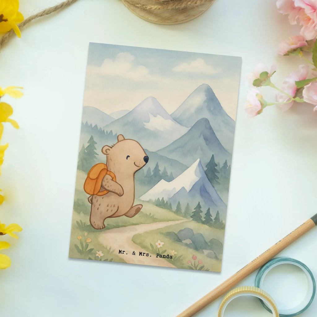 Postkarte Bär Bergsteigen Design Geburtstagskarte, Grußkarte, Einladungskarten Geburtstag, Einladung, Einladungskarte, Postkarte, Karte, Dankeskarte, Ansichtskarten, Geschenkkarte, Einladung Geburtstag, Ansichtskarte, Geschenk, Sport, Sportart, Hobby, Schenken, Danke, Dankeschön, Auszeichnung, Gewinn, Sportler, wandern, Alpinwandern, Bergsteigen, Alpinismus, Trekking, Bergsport