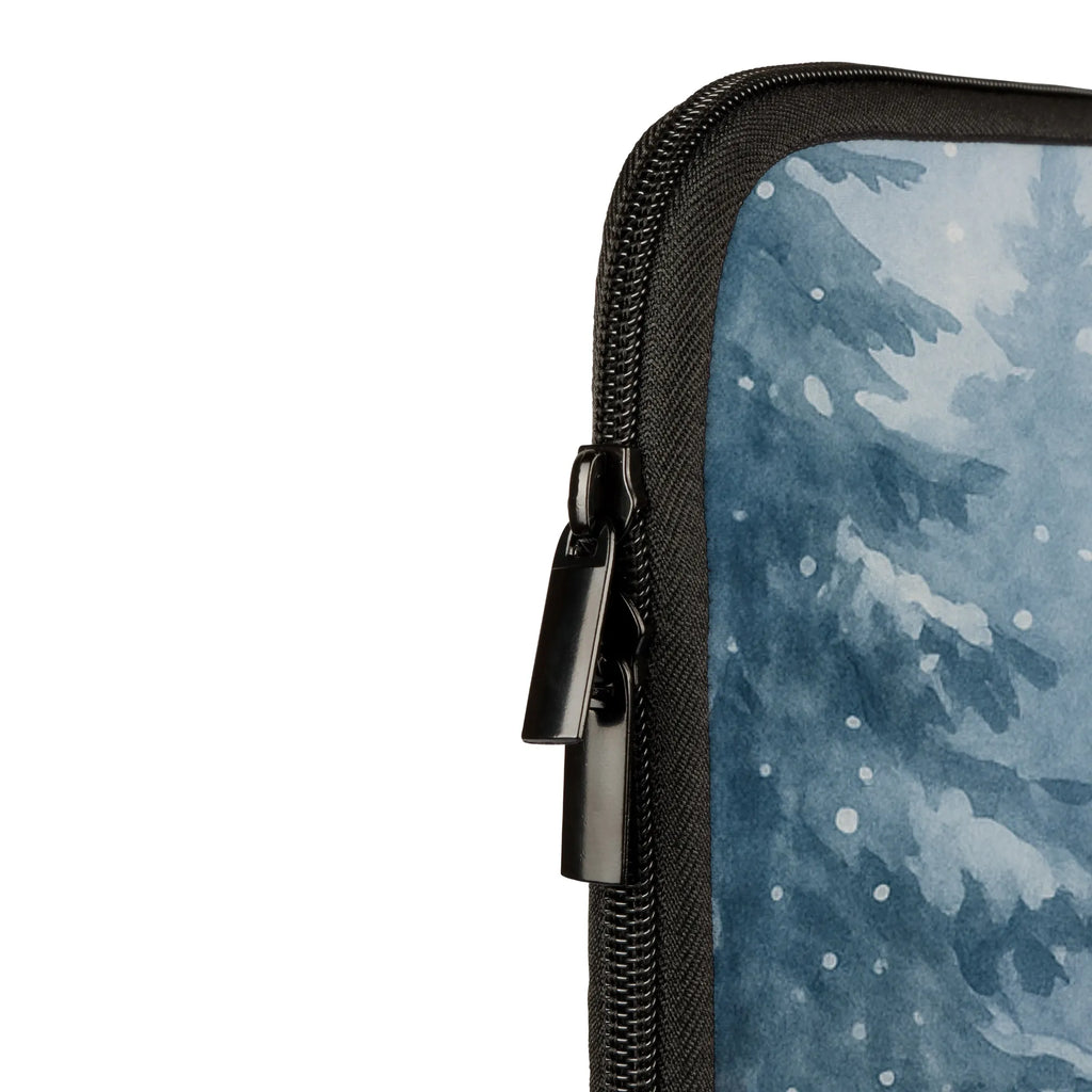 Notebook Tasche Rotkehlchen Schlitten Design Notebook-Tasche Wasserfest, Notebook-Tasche Aus Canvas, Notebook-Tasche Mit Zubehörfach, Notebook-Tasche Ergonomisch, Notebook-Sleeve, Laptop-Hülle, Notebook-Tasche Mit Schultergurt, Laptop-Case, Laptophülle, Notebook-Tasche Für Herren, Notebook-Tasche Für 17 Zoll, Notebook-Tasche Mit Tragegriff, Laptop-Messenger-Bag, Notebook-Tasche Leicht, Notebook-Tasche Für 13 Zoll, Laptop-Rucksack, Notebook-Tasche Gepolstert, Notebook-Tasche Für Damen, Notebook-Tasche Business, Notebook-Tasche Minimalistisch, Notebook-Tasche Slim, Notebook-Tasche Aus Neopren, Laptop-Aktentasche, Notebook-Tasche Klassisch, Notebook-Tasche Robust, Notebook-Umhängetasche, Notebook-Tasche Casual, Notebook-Tasche Für 15 Zoll, Notebook-Tasche Mit Reißverschluss, Notebook-Tasche Mit Organizer, ChatGPT:<br />Notebooktasche, Notebook-Querträger, Laptop-Sleeve, Notebook-Tasche Aus Nylon, Notebook-Tasche Rucksackstil, Notebook-Tasche Büro, Notebook-Tasche Aus Leder, Notebook-Aktentasche, Notebook-Tasche Studenten, Notebook-Rucksack, Notebook-Case, Notebookhülle, Laptop-Umhängetasche, Laptoptasche, Notebook-Tasche Vintage, Notebook-Tasche Modern, Notebook-Tasche Reisegeeignet, Winter, Weihnachten, Weihnachtsdeko, Nikolaus, Advent, Heiligabend, Wintermotiv, Schlitten, Vogel