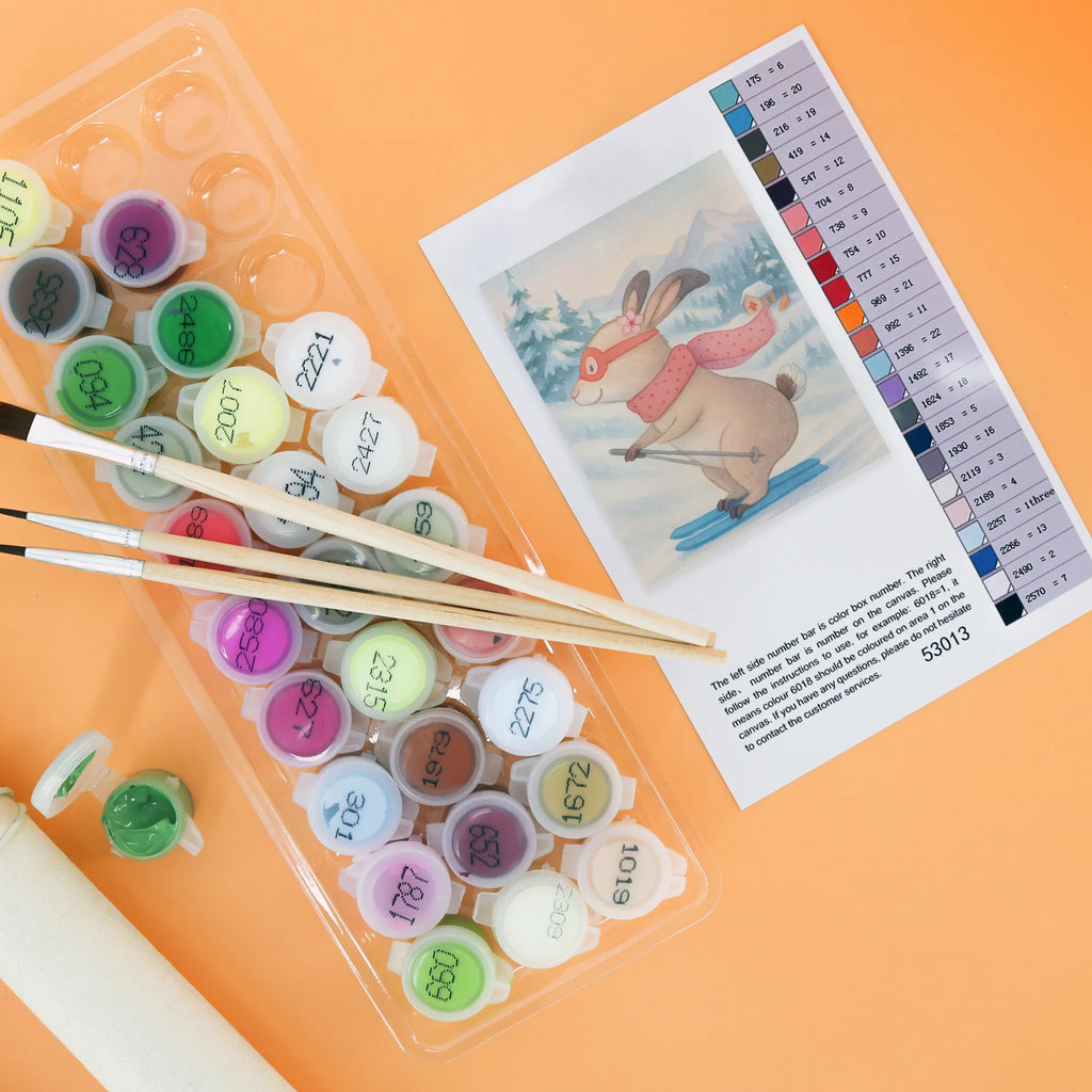 Malen nach Zahlen Hase Skifahren Design Malen nach Zahlen, Künstler, Baseln, Ausmalbild, Malen, Kreativität, DIY, Bastelidee, Kunstwerk, Geschenk, Sport, Sportart, Hobby, Schenken, Danke, Dankeschön, Auszeichnung, Gewinn, Sportler, Skifahren, Skiwettbewerb, Skisport, Skirennen, Ski fahren