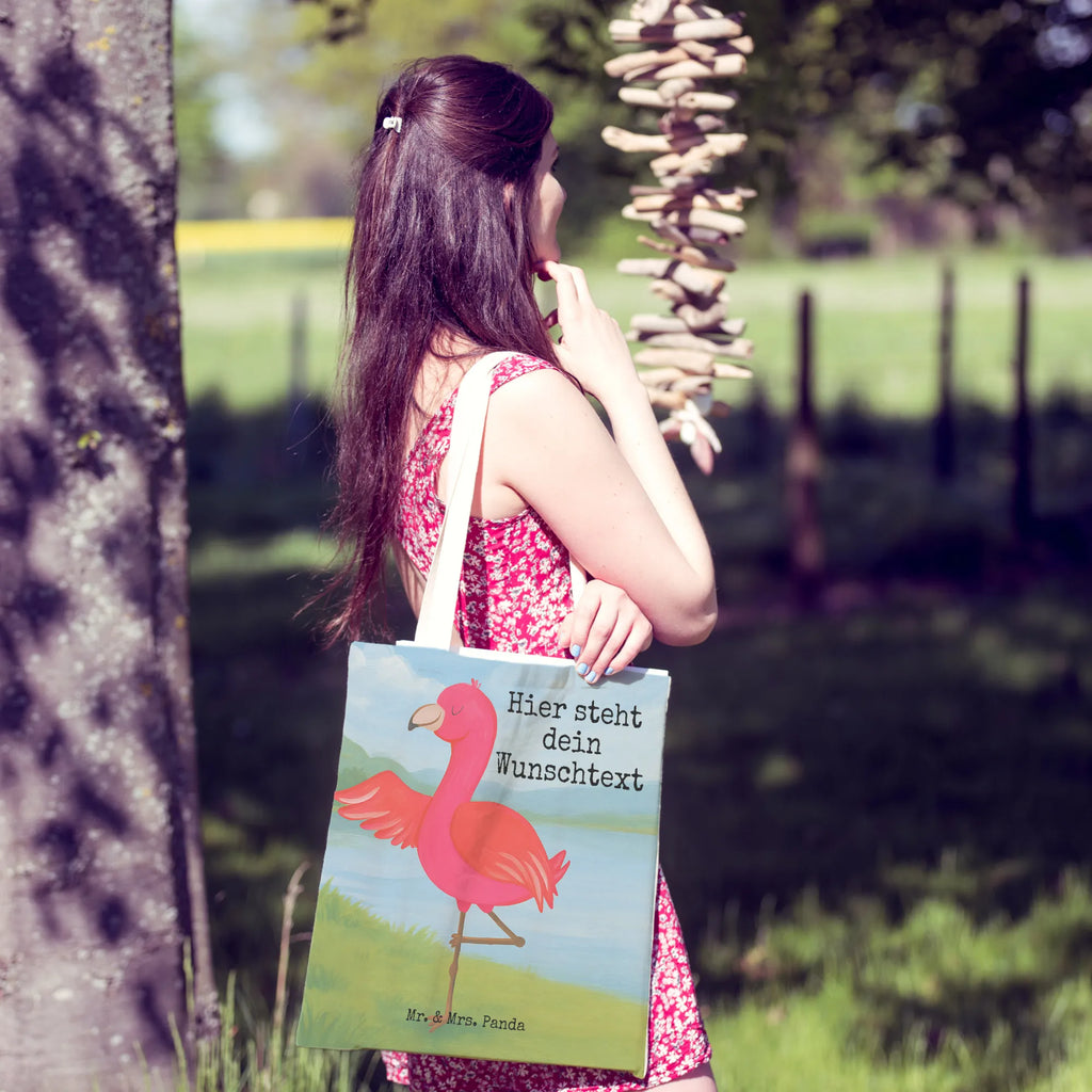 Personalisierte Einkaufstasche Flamingo Yoga Design Lustige Tragetasche Mit Text, Tragetasche Mit Spruch, Tragetasche Mit Initialen, Tragetasche Personalisiert, Tragetasche Bedruckt Mit Wunschtext, Tragetasche Für Büro Mit Namen, Tragetasche Mit Personalisierung, Tragetasche Mit Wunschtext, Große Tragetasche Mit Namen, Jutetasche Mit Wunschtext, Tragetasche Modern Mit Gravur, Umweltfreundliche Tragetasche Mit Namen, Tragetasche Für Einkäufe Personalisiert, Einkaufstasche Personalisiert, Personalisierte Tragetasche, Wiederverwendbare Tragetasche Mit Wunschtext, Tragetasche Mit Motiv Und Wunschtext, Baumwolltasche Mit Namen, Stofftasche Mit Wunschtext, Tragetasche Mit Text, Tragetasche Mit Namen, Vintage Tragetasche Mit Wunschtext, Tragetasche Für Herren Personalisiert, Tragetasche Als Geschenk Mit Wunschtext, Tragetasche Für Alltag Mit Text, Tragetasche Für Schule Mit Wunschtext, Bunte Tragetasche Mit Namen, Leinentasche Mit Gravur, Kleine Tragetasche Mit Text, Tragetasche Für Kinder Mit Wunschtext, Design Tragetasche Personalisiert, Tragetasche Für Damen Mit Namen, Tragetasche Selbst Gestalten, Faltbare Tragetasche Mit Wunschtext, Nachhaltige Tragetasche Personalisiert, Flamingo, Aufregen, Vogel, Tiefenentspannung, Namaste, Yoga-Übung, Ärger, Yoga, Achtsamkeit, Entspannung
