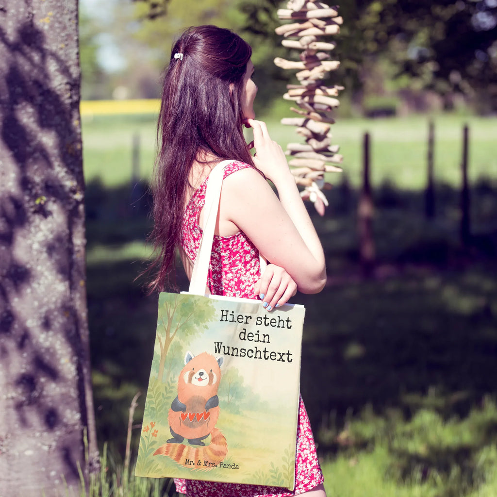 Personalisierte Einkaufstasche Roter Panda Design Design Tragetasche Personalisiert, Tragetasche Für Herren Personalisiert, Einkaufstasche Personalisiert, Tragetasche Bedruckt Mit Wunschtext, Tragetasche Mit Motiv Und Wunschtext, Faltbare Tragetasche Mit Wunschtext, Tragetasche Als Geschenk Mit Wunschtext, Vintage Tragetasche Mit Wunschtext, Tragetasche Mit Text, Tragetasche Mit Wunschtext, Tragetasche Für Einkäufe Personalisiert, Baumwolltasche Mit Namen, Tragetasche Mit Personalisierung, Tragetasche Modern Mit Gravur, Tragetasche Für Büro Mit Namen, Wiederverwendbare Tragetasche Mit Wunschtext, Tragetasche Personalisiert, Tragetasche Mit Spruch, Stofftasche Mit Wunschtext, Leinentasche Mit Gravur, Bunte Tragetasche Mit Namen, Nachhaltige Tragetasche Personalisiert, Große Tragetasche Mit Namen, Jutetasche Mit Wunschtext, Tragetasche Für Damen Mit Namen, Lustige Tragetasche Mit Text, Tragetasche Für Schule Mit Wunschtext, Umweltfreundliche Tragetasche Mit Namen, Tragetasche Mit Namen, Tragetasche Selbst Gestalten, Kleine Tragetasche Mit Text, Tragetasche Mit Initialen, Tragetasche Für Kinder Mit Wunschtext, Personalisierte Tragetasche, Tragetasche Für Alltag Mit Text, Tiermotive, Gute Laune, lustige Sprüche, Tiere, Liebling, Lieblingsmensch, Liebe, Rot, Panda, Herz