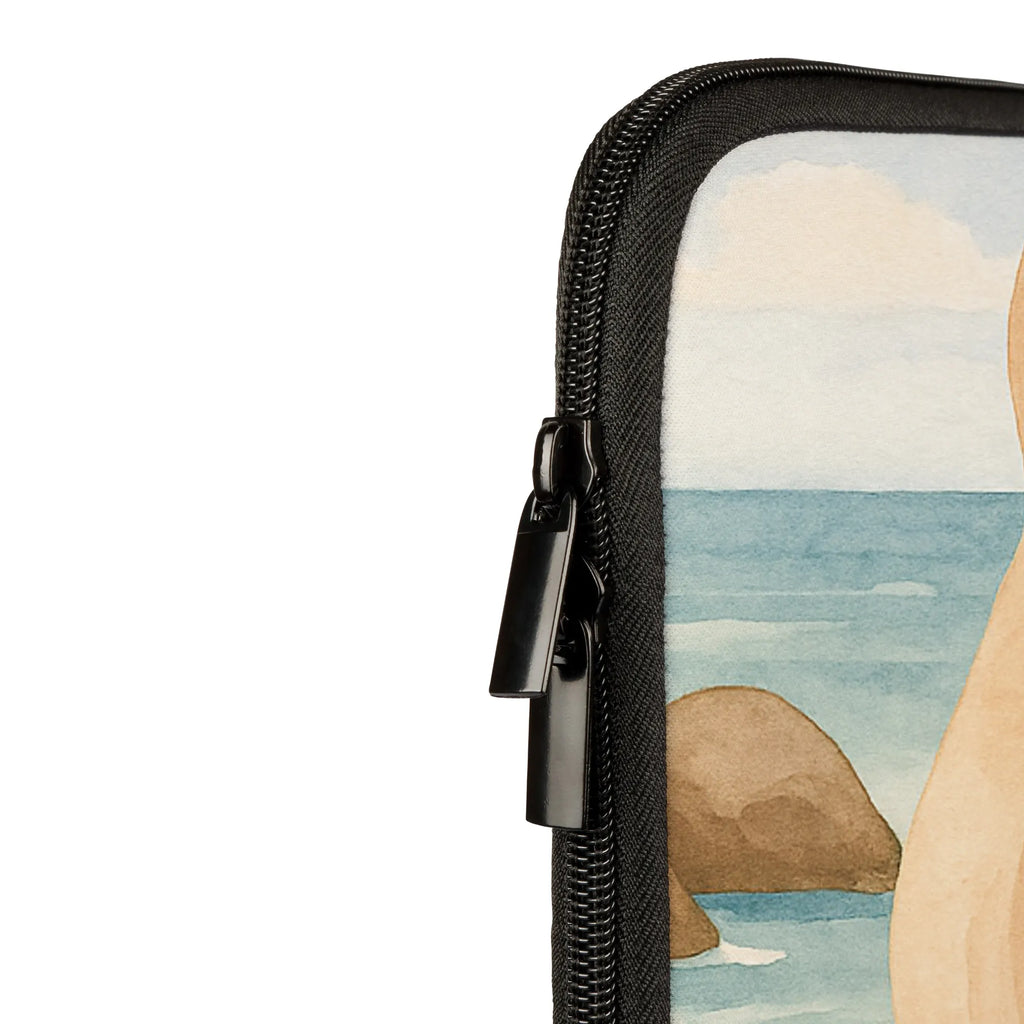 Notebook Tasche Robbe Liegen Design Notebook-Tasche Slim, Notebook-Tasche Für Damen, Notebook-Tasche Mit Reißverschluss, Notebook-Tasche Büro, Notebook-Tasche Studenten, Notebook-Tasche Modern, Notebook-Tasche Robust, Notebook-Tasche Aus Neopren, Notebook-Tasche Mit Organizer, Notebookhülle, Notebook-Tasche Mit Schultergurt, Notebook-Tasche Rucksackstil, Notebook-Sleeve, Laptop-Hülle, Notebook-Tasche Aus Canvas, ChatGPT:<br />Notebooktasche, Notebook-Tasche Leicht, Notebook-Tasche Gepolstert, Laptoptasche, Notebook-Tasche Reisegeeignet, Laptop-Messenger-Bag, Notebook-Tasche Business, Notebook-Tasche Wasserfest, Notebook-Tasche Casual, Notebook-Aktentasche, Notebook-Case, Notebook-Rucksack, Notebook-Tasche Für 17 Zoll, Laptop-Case, Notebook-Tasche Vintage, Notebook-Tasche Für 15 Zoll, Laptop-Umhängetasche, Laptop-Aktentasche, Notebook-Umhängetasche, Notebook-Tasche Für 13 Zoll, Notebook-Tasche Minimalistisch, Notebook-Tasche Ergonomisch, Notebook-Querträger, Laptop-Sleeve, Laptop-Rucksack, Notebook-Tasche Mit Tragegriff, Laptophülle, Notebook-Tasche Für Herren, Notebook-Tasche Mit Zubehörfach, Notebook-Tasche Klassisch, Notebook-Tasche Aus Nylon, Notebook-Tasche Aus Leder, Tiermotive, Gute Laune, lustige Sprüche, Tiere, Seehund, Meerestier, Robben, Robbe, Lachen, Nordsee, Ostsee, Freude, Strand