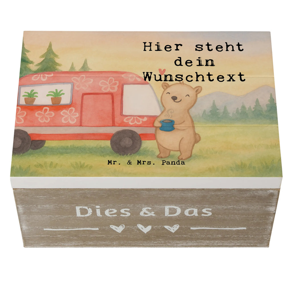 Personalisierte Holzkiste Bär Camper Design Schatulle Personalisiert, mit Namen, Aufbewahrungsbox Personalisiert, Schatzkiste Personalisiert, Dekokiste mit Namen, Schatulle mit Namen, Dekokiste Personalisiert, Erinnerungsbox mit Namen, Erinnerungsbox Personalisiert, GEschenkdose personalisiert, Kiste Personalisiert, Geschenkbox personalisiert, Holzkiste Personalisiert, Kiste mit Namen, Schatzkiste mit Namen, Erinnerungskiste Personalisiert, Holzkiste mit Namen, Truhe Personalisiert, Erinnerungskiste, Aufbewahrungsbox mit Namen, Truhe mit Namen, Geschenk, Sport, Sportart, Hobby, Schenken, Danke, Dankeschön, Auszeichnung, Gewinn, Sportler, Wohnmobil, Roadtrip, Camper, Campingplatz, Urlaub, Zelten, Campen