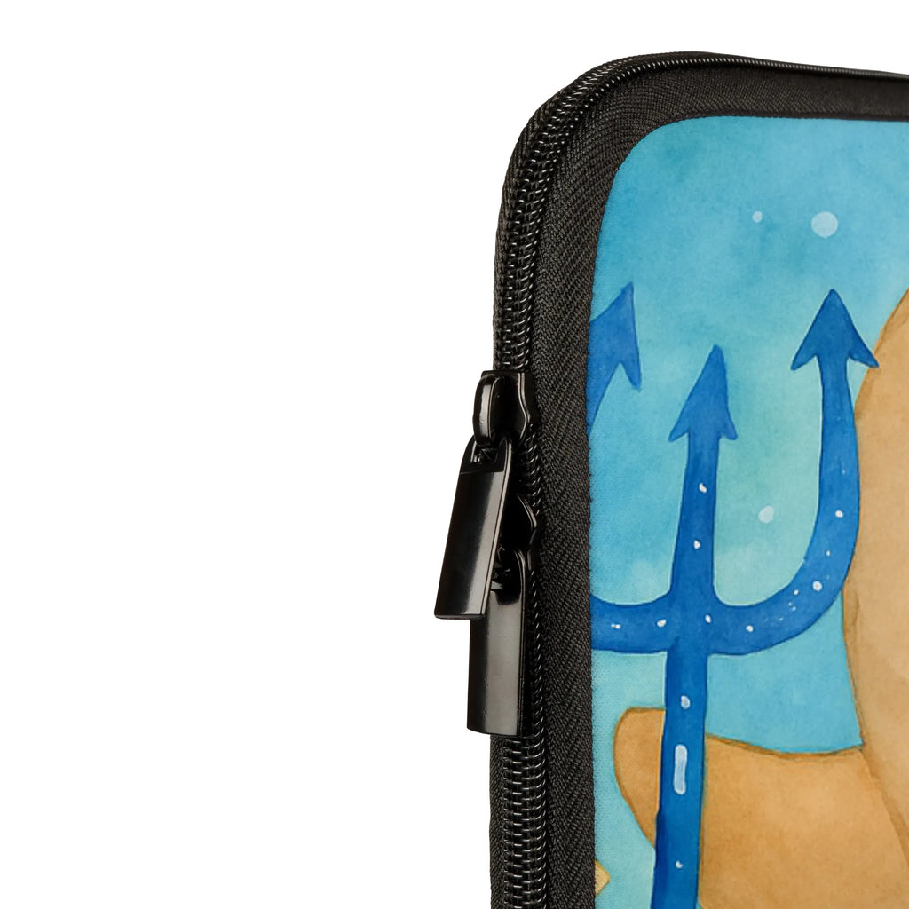 Notebook Tasche Sternzeichen Wassermann Design Notebook-Tasche Reisegeeignet, Laptop-Messenger-Bag, Notebook-Rucksack, Notebook-Tasche Robust, Notebook-Tasche Mit Reißverschluss, Laptop-Aktentasche, Notebook-Tasche Casual, Notebook-Tasche Für Damen, Notebook-Tasche Mit Schultergurt, Notebook-Tasche Aus Leder, Notebook-Tasche Rucksackstil, Laptop-Case, Laptoptasche, Notebook-Case, Notebook-Tasche Vintage, Notebook-Tasche Modern, Notebook-Tasche Aus Canvas, Notebook-Tasche Ergonomisch, Laptophülle, Notebook-Tasche Leicht, Laptop-Hülle, Laptop-Umhängetasche, Notebook-Umhängetasche, ChatGPT:<br />Notebooktasche, Notebook-Tasche Business, Notebook-Sleeve, Notebookhülle, Notebook-Tasche Für 13 Zoll, Notebook-Tasche Klassisch, Notebook-Tasche Slim, Notebook-Tasche Mit Organizer, Notebook-Tasche Aus Nylon, Laptop-Sleeve, Notebook-Aktentasche, Notebook-Querträger, Notebook-Tasche Mit Tragegriff, Notebook-Tasche Mit Zubehörfach, Notebook-Tasche Für Herren, Notebook-Tasche Studenten, Notebook-Tasche Wasserfest, Notebook-Tasche Minimalistisch, Notebook-Tasche Gepolstert, Notebook-Tasche Für 17 Zoll, Notebook-Tasche Für 15 Zoll, Laptop-Rucksack, Notebook-Tasche Aus Neopren, Notebook-Tasche Büro, Tierkreiszeichen, Sternzeichen, Horoskop, Astrologie, Aszendent, Meermann, Geburtstag Januar, Geschenk Januar, Wassermann Geschenk, Geschenk Februar, Geburtstag Februar, Nix, Wassermann Sternzeichen, Meer Geschenk