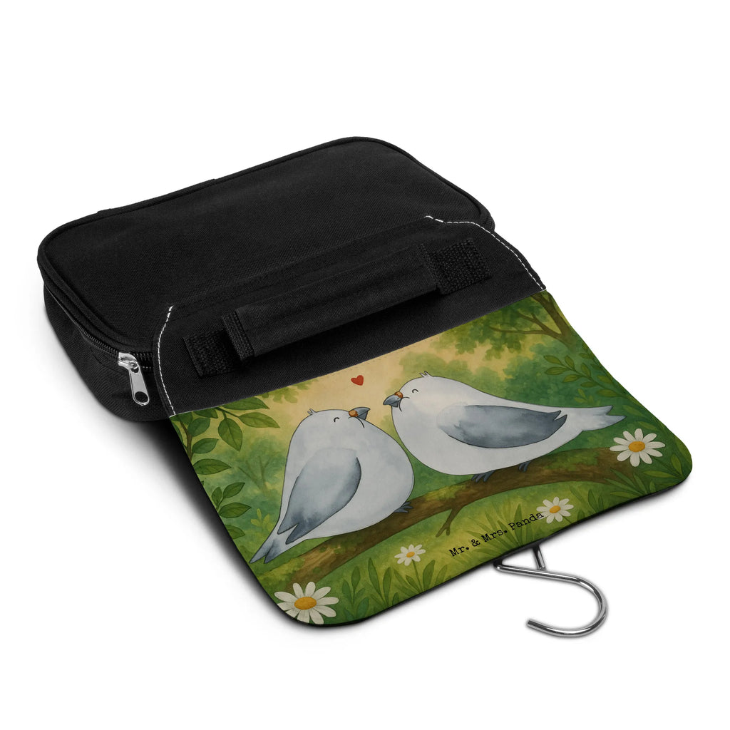 Kulturbeutel Turteltauben Liebe Design Kulturbeutel Zum Aufhängen, Kosmetiktasche, Kulturbeutel Flugzeug, Kulturbeutel Kinder, Kulturbeutel Mit Fächern, Kulturbeutel Für Wochenende, Reisebeutel, Schlichter Kulturbeutel, Kulturbeutel Transparent, Kulturbeutel Set, Kulturbeutel Aus Filz, Kulturbeutel Aus Kunststoff, Necessaire, Kulturbeutel Für Businessreise, Kulturbeutel Geschenkidee, Kulturbeutel Damen, Nachhaltiger Kulturbeutel, Kulturbeutel, Kulturbeutel Organizer, Kulturbeutel Mit Spiegel, Toilettentasche, Kulturbeutel Wasserdicht, Kulturbeutel Mit Haken, Kulturtasche, Lustiger Kulturbeutel, Kulturbeutel Herren, Kulturbeutel für Herren, Kulturbeutel Klein, Kulturbeutel Reise, Klassischer Kulturbeutel, Kulturbeutel Mit Reißverschluss, Kulturbeutel Aus Stoff, Waschbeutel, Kulturbeutel Waschbar, Kulturbeutel Handgepäck, Design Kulturbeutel, Kulturbeutel Kompakt, Kulturbeutel Für Urlaub, Kulturbeutel Aus Baumwolle, Moderner Kulturbeutel, Kulturbeutel Aus Leder, Umweltfreundlicher Kulturbeutel, Edler Kulturbeutel, Kulturbeutel Unisex, Kulturbeutel Groß, Liebe, Partner, Freund, Freundin, Ehemann, Ehefrau, Heiraten, Verlobung, Heiratsantrag, Liebesgeschenk, Jahrestag, Hocheitstag, Verlobt, Tauben, Turteltäubchen, Liebesbeweis, Turteltauben, Geschenk Hochzeit, Verheiratet, Geschenk Freund, Geschenk Freundin, Hochzeitstag, Verliebt