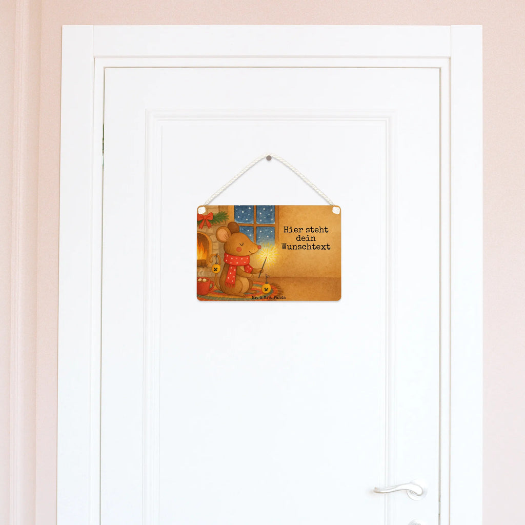 Personalisiertes Deko Schild Maus Weihnachten Design Deko Schild Für Küche Personalisiert, Deko Schild Als Geschenk Personalisiert, Deko Schild Mit Wunschtext, Landhausstil Schild Mit Namen, Deko Schild Selbst Gestalten, Deko Schild Mit Gravur, Lustiges Deko Schild Mit Wunschtext, Personalisiertes Deko Schild, Vintage Deko Schild Mit Gravur, Geschenkidee Deko Schild Mit Text, Schild Zum Hinstellen Mit Text, Großes Deko Schild Personalisiert, Deko Schild Mit Blumenmotiv Und Gravur, Schild Zum Aufstellen Mit Wunschtext, Holzschild Mit Wunschtext, Deko Schild Mit Herz Und Text, Metallschild Personalisiert, Spruchschild Mit Wunschtext, Deko Schild Für Familie Mit Text, Deko Schild Mit Namen, Deko Schild Für Flur Mit Gravur, Deko Schild Für Wohnzimmer Mit Wunschtext, Liebevoll Gestaltetes Deko Schild Mit Wunschtext, Kleines Deko Schild Mit Wunschtext, Rustikales Deko Schild Personalisiert, Wandschild Mit Text, Shabby Chic Schild Mit Wunschtext, Deko Schild Für Freunde Mit Namen, Deko Wandtafel Mit Namen, Deko Schild Für Balkon Mit Namen, Modernes Deko Schild Mit Text, Türschild Mit Namen, Schild Mit Individuellem Text, Dekoschild Personalisiert, Deko Schild Mit Spruch, Deko Schild Für Garten Mit Wunschtext, Schild Mit Botschaft, Winter, Weihnachten, Weihnachtsdeko, Nikolaus, Advent, Heiligabend, Wintermotiv, Weihnachtswunder, Mäuschen, Maus, Frohe Weihnachten, Weihnachtsmotiv, Weihnachtsgruß