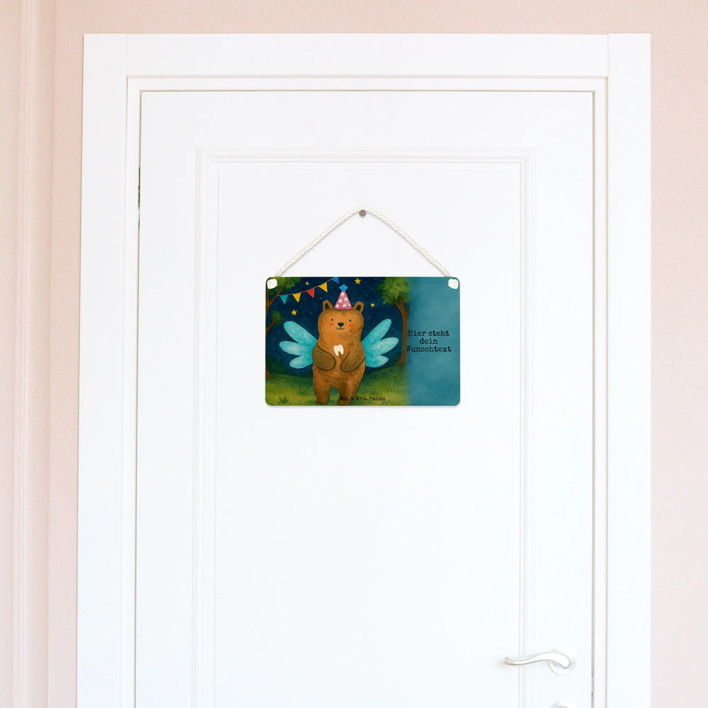 Personalisiertes Deko Schild Bär Zahnfee Design Modernes Deko Schild Mit Text, Deko Wandtafel Mit Namen, Deko Schild Selbst Gestalten, Deko Schild Mit Gravur, Geschenkidee Deko Schild Mit Text, Deko Schild Mit Herz Und Text, Shabby Chic Schild Mit Wunschtext, Deko Schild Als Geschenk Personalisiert, Schild Zum Aufstellen Mit Wunschtext, Deko Schild Für Freunde Mit Namen, Dekoschild Personalisiert, Personalisiertes Deko Schild, Deko Schild Mit Blumenmotiv Und Gravur, Deko Schild Mit Namen, Wandschild Mit Text, Deko Schild Für Wohnzimmer Mit Wunschtext, Schild Mit Individuellem Text, Holzschild Mit Wunschtext, Spruchschild Mit Wunschtext, Lustiges Deko Schild Mit Wunschtext, Großes Deko Schild Personalisiert, Deko Schild Mit Wunschtext, Schild Zum Hinstellen Mit Text, Liebevoll Gestaltetes Deko Schild Mit Wunschtext, Deko Schild Für Garten Mit Wunschtext, Deko Schild Mit Spruch, Deko Schild Für Flur Mit Gravur, Kleines Deko Schild Mit Wunschtext, Landhausstil Schild Mit Namen, Türschild Mit Namen, Schild Mit Botschaft, Deko Schild Für Küche Personalisiert, Deko Schild Für Familie Mit Text, Rustikales Deko Schild Personalisiert, Metallschild Personalisiert, Deko Schild Für Balkon Mit Namen, Vintage Deko Schild Mit Gravur, Bär, Teddy, Teddybär, Fee, Zahnfee, Milchzahn, Erster Zahn