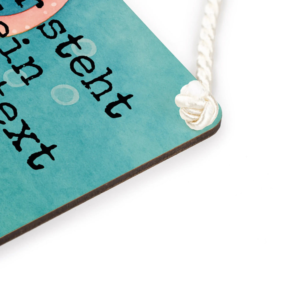 Personalisiertes Deko Schild Tintenfisch Design Lustiges Deko Schild Mit Wunschtext, Deko Schild Mit Spruch, Deko Schild Für Balkon Mit Namen, Landhausstil Schild Mit Namen, Shabby Chic Schild Mit Wunschtext, Vintage Deko Schild Mit Gravur, Liebevoll Gestaltetes Deko Schild Mit Wunschtext, Schild Mit Botschaft, Dekoschild Personalisiert, Deko Schild Mit Wunschtext, Schild Zum Hinstellen Mit Text, Deko Schild Für Wohnzimmer Mit Wunschtext, Deko Schild Mit Blumenmotiv Und Gravur, Schild Mit Individuellem Text, Metallschild Personalisiert, Großes Deko Schild Personalisiert, Deko Schild Mit Namen, Deko Schild Für Garten Mit Wunschtext, Rustikales Deko Schild Personalisiert, Personalisiertes Deko Schild, Deko Schild Für Küche Personalisiert, Wandschild Mit Text, Geschenkidee Deko Schild Mit Text, Deko Schild Selbst Gestalten, Deko Schild Für Flur Mit Gravur, Deko Schild Mit Gravur, Modernes Deko Schild Mit Text, Deko Schild Für Freunde Mit Namen, Deko Schild Mit Herz Und Text, Spruchschild Mit Wunschtext, Schild Zum Aufstellen Mit Wunschtext, Türschild Mit Namen, Holzschild Mit Wunschtext, Deko Wandtafel Mit Namen, Deko Schild Als Geschenk Personalisiert, Deko Schild Für Familie Mit Text, Kleines Deko Schild Mit Wunschtext, Tiermotive, Gute Laune, lustige Sprüche, Tiere, Wasser, Arme, Meer, Meerestier, Krake, Tintenfisch, Ozean