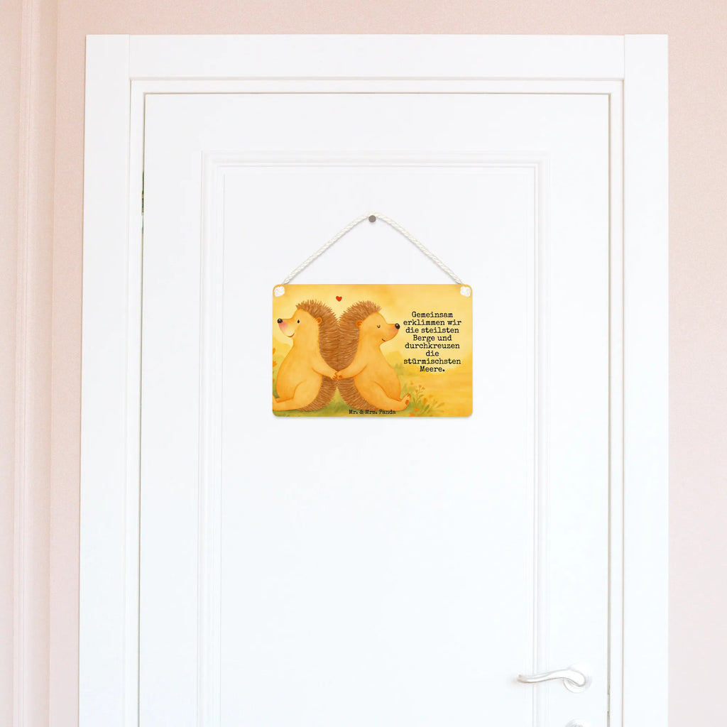 Deko Schild Igel händchenhaltend Design Dekoschild Aus Holz, Spruchschild, Türschild, Dekoschild Geschenk, Metallschild, Schild Aus Metall, Shabby Chic Schild, Dekoschild Zum Aufhängen, Deko schild Mit Spruch, Dekoschild Klein, Dekos child Für Garten, Schild Zum Aufstellen, Rustikales Deko schild, Deko schild Für Balkon, Schild Zum Hinstellen, Deko schild Mit Blumenmotiv, Dekoschild, Dekoschild Groß, Deko schild Liebevoll Gestaltet, Deko schild Mit Lebensweisheit, Dekoschild Handgemacht, Lustiges Deko schild, Dekoschild Für Badezimmer, Deko schild Für Küche, Wanddeko Schild, Deko schild Mit Motiv, Dekoschild Für Familie, Schild Aus Holz, Holzschild, Dekoschild Für Flur, Deko schild Für Wohnzimmer, Deko schild Mit Herz, Deko schild Landhausstil, Deko schild Modern, Deko Wandtafel, Dekoschild Für Freunde, Wandschild, Vintage Schild, Deko Schild, Türschild Mit Spruch, Liebe, Partner, Freund, Freundin, Ehemann, Ehefrau, Heiraten, Verlobung, Heiratsantrag, Liebesgeschenk, Jahrestag, Hocheitstag, Love, Hochzeit, Gemeinsamkeit, Igelliebe, Hand in Hand, Liebesbeweis, Liebesbotschaft, Geschenk für zwei, große Liebe, Igel, Lieblingsmensch