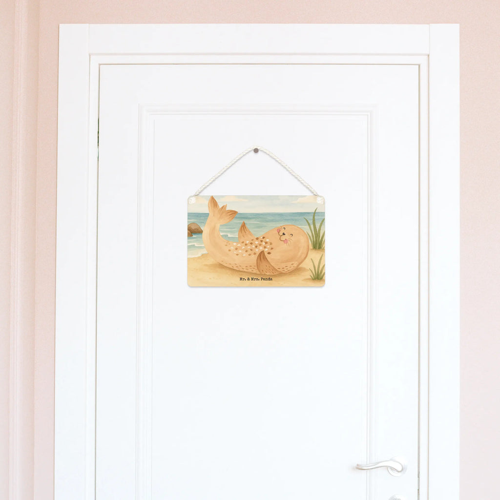 Deko Schild Robbe Liegen Design Türschild, Dekoschild Geschenk, Schild Aus Metall, Deko schild Mit Blumenmotiv, Schild Zum Hinstellen, Metallschild, Spruchschild, Wanddeko Schild, Deko schild Landhausstil, Deko schild Für Balkon, Dekoschild Für Freunde, Schild Aus Holz, Shabby Chic Schild, Dekos child Für Garten, Deko schild Mit Spruch, Holzschild, Deko schild Für Küche, Dekoschild Für Flur, Türschild Mit Spruch, Deko Wandtafel, Dekoschild, Dekoschild Für Familie, Deko Schild, Deko schild Modern, Deko schild Mit Herz, Deko schild Mit Lebensweisheit, Lustiges Deko schild, Wandschild, Dekoschild Handgemacht, Rustikales Deko schild, Deko schild Für Wohnzimmer, Dekoschild Für Badezimmer, Schild Zum Aufstellen, Dekoschild Groß, Deko schild Liebevoll Gestaltet, Dekoschild Klein, Deko schild Mit Motiv, Dekoschild Zum Aufhängen, Dekoschild Aus Holz, Vintage Schild, Tiermotive, Gute Laune, lustige Sprüche, Tiere, Meerestier, Strand, Ostsee, Freude, Robbe, Nordsee, Robben, Lachen, Seehund