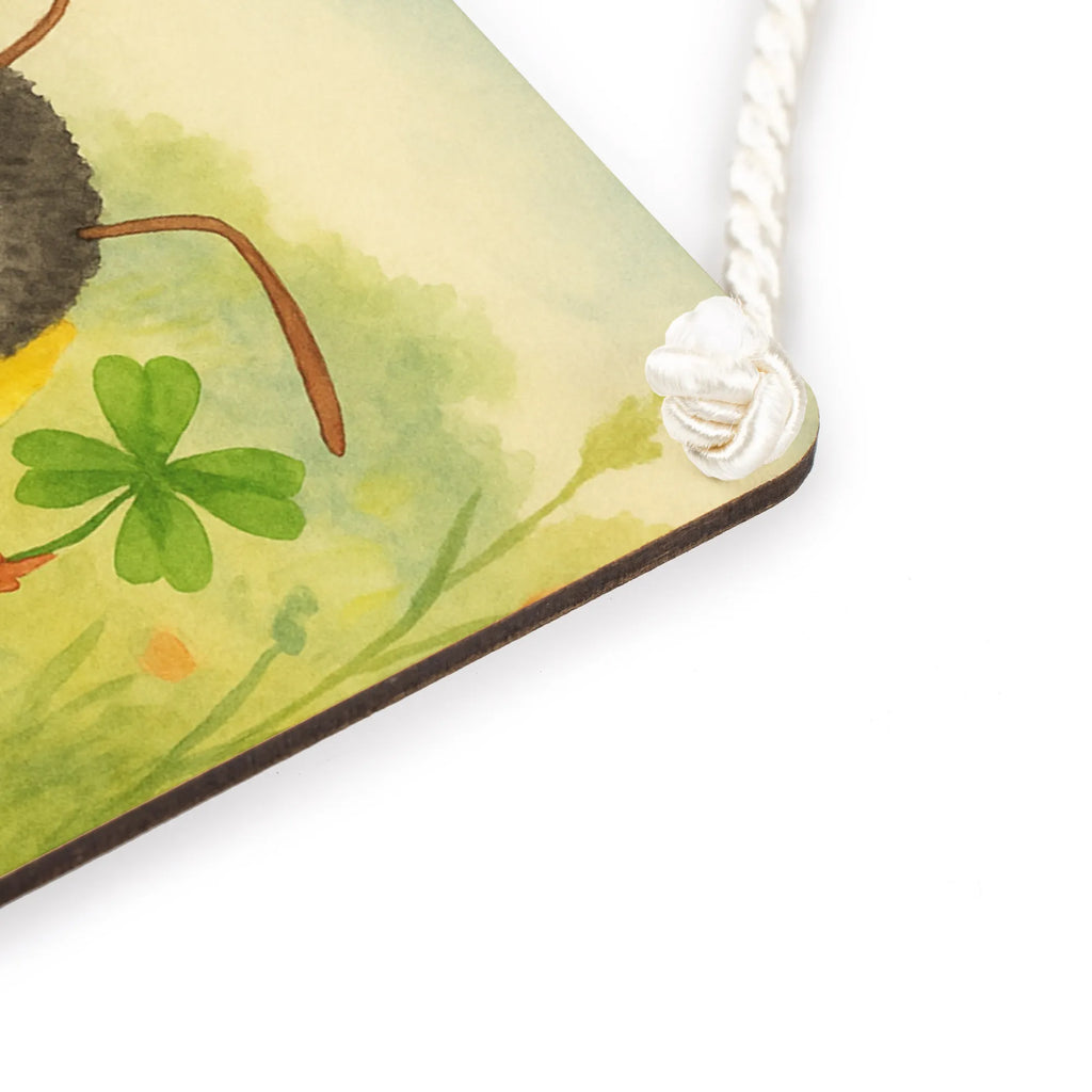 Deko Schild Hummeln Kleeblatt Design Vintage Schild, Dekoschild Für Freunde, Deko schild Mit Motiv, Deko schild Liebevoll Gestaltet, Schild Zum Hinstellen, Deko schild Mit Spruch, Dekoschild Handgemacht, Türschild Mit Spruch, Deko Wandtafel, Dekoschild Für Flur, Wanddeko Schild, Shabby Chic Schild, Dekoschild Für Badezimmer, Dekoschild, Schild Aus Metall, Deko Schild, Rustikales Deko schild, Dekoschild Klein, Deko schild Für Balkon, Dekoschild Aus Holz, Deko schild Landhausstil, Dekos child Für Garten, Metallschild, Schild Zum Aufstellen, Spruchschild, Lustiges Deko schild, Deko schild Mit Herz, Holzschild, Türschild, Wandschild, Deko schild Für Küche, Deko schild Modern, Deko schild Für Wohnzimmer, Dekoschild Geschenk, Dekoschild Zum Aufhängen, Dekoschild Groß, Dekoschild Für Familie, Schild Aus Holz, Deko schild Mit Blumenmotiv, Deko schild Mit Lebensweisheit, Tiermotive, Gute Laune, lustige Sprüche, Tiere, Spruch positiv, Biene, Spruch fröhlich, Biene Deko, glücklich werden, Hummel, Spruch schön, glücklich sein