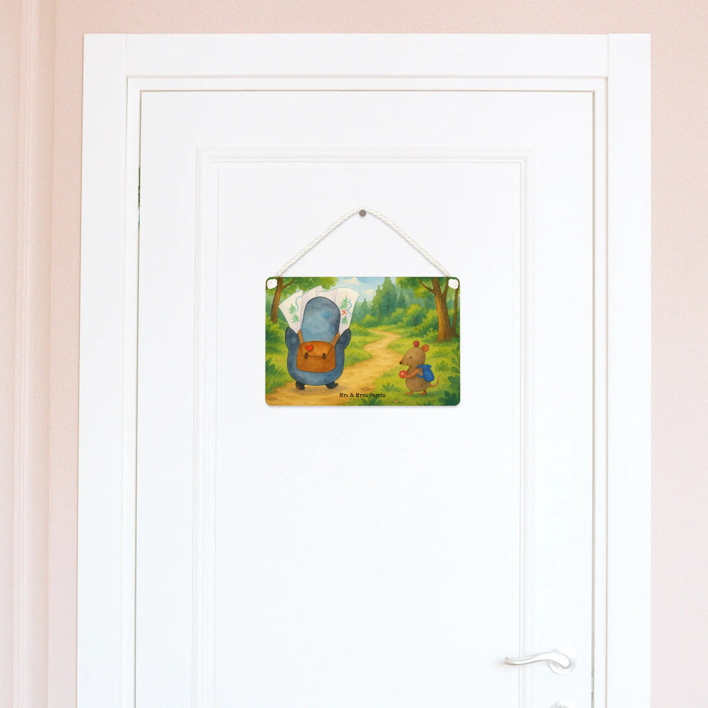 Deko Schild Pinguin & Maus Wanderer Design Holzschild, Holztafel, Badschild, Spruchschild, Küchenschild, Dekoschild Zum Aufhängen, Büro, Türschild Familie, Home Schilder, Dekos child Für Garten, WC Schild, Dekoschild Für Flur, Wandschild, Deko Schild, Deko schild Für Wohnzimmer, Türschild, Deko schild Für Küche, Deko schild Für Balkon, Schild mit Spruch, Motiv Schild, Dekoschild, Dekoschild Für Badezimmer, Türschild Mit Spruch, Deko Wandtafel, Pinguin, Pinguine, Wanderlust, wandern, Ausflug, Abenteuer, Roadtrip, Abenteurer