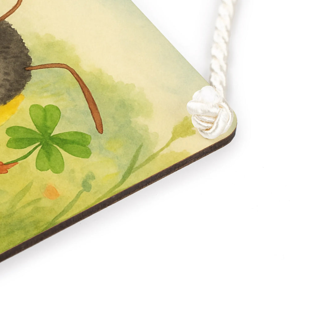 Deko Schild Hummeln Kleeblatt Design Vintage Schild, Dekoschild Für Freunde, Deko schild Mit Motiv, Deko schild Liebevoll Gestaltet, Schild Zum Hinstellen, Deko schild Mit Spruch, Dekoschild Handgemacht, Türschild Mit Spruch, Deko Wandtafel, Dekoschild Für Flur, Wanddeko Schild, Shabby Chic Schild, Dekoschild Für Badezimmer, Dekoschild, Schild Aus Metall, Deko Schild, Rustikales Deko schild, Dekoschild Klein, Deko schild Für Balkon, Dekoschild Aus Holz, Deko schild Landhausstil, Dekos child Für Garten, Metallschild, Schild Zum Aufstellen, Spruchschild, Lustiges Deko schild, Deko schild Mit Herz, Holzschild, Türschild, Wandschild, Deko schild Für Küche, Deko schild Modern, Deko schild Für Wohnzimmer, Dekoschild Geschenk, Dekoschild Zum Aufhängen, Dekoschild Groß, Dekoschild Für Familie, Schild Aus Holz, Deko schild Mit Blumenmotiv, Deko schild Mit Lebensweisheit, Tiermotive, Gute Laune, lustige Sprüche, Tiere, Spruch positiv, Biene, Spruch fröhlich, Biene Deko, glücklich werden, Hummel, Spruch schön, glücklich sein