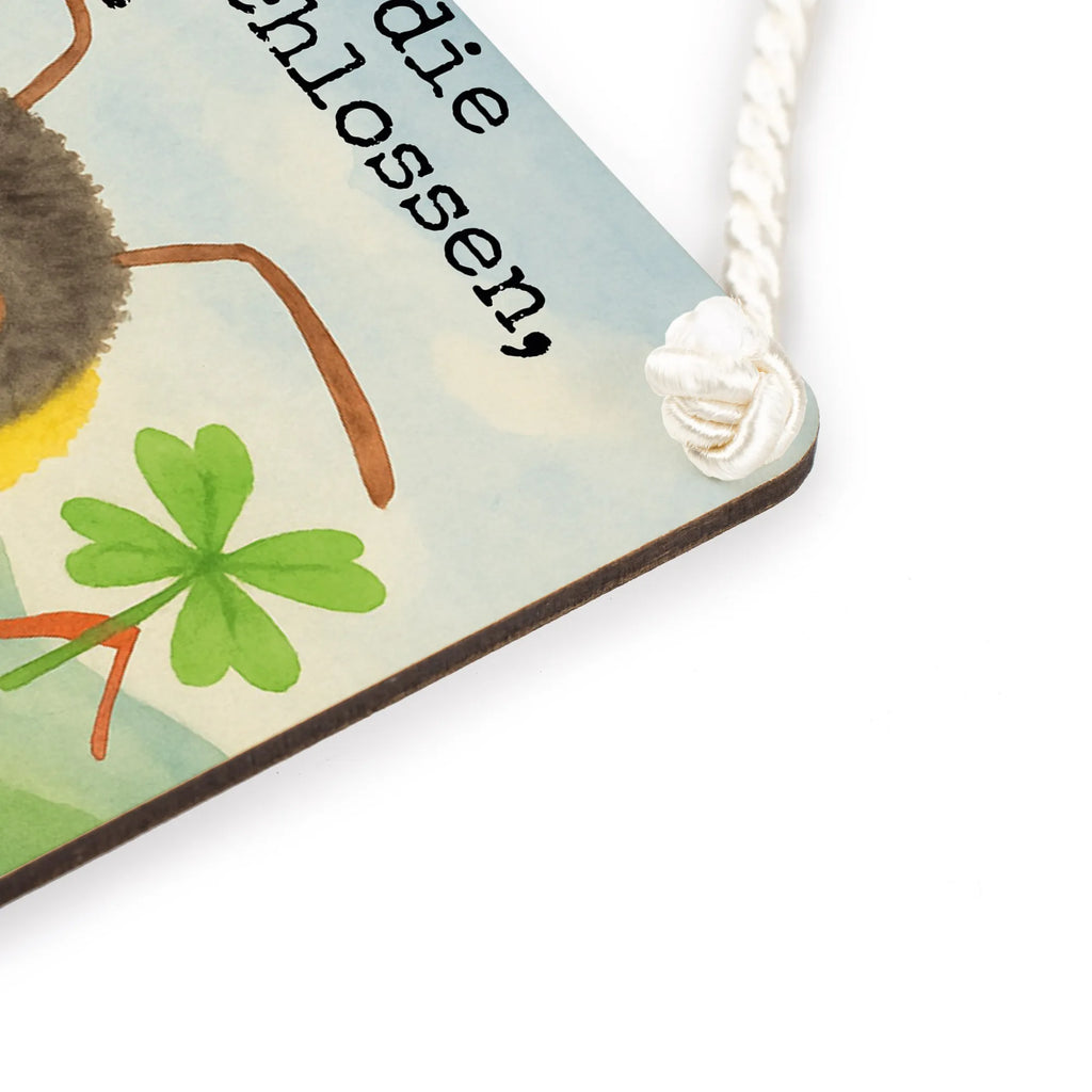 Deko Schild Hummeln Kleeblatt Design Vintage Schild, Dekoschild Für Freunde, Deko schild Mit Motiv, Deko schild Liebevoll Gestaltet, Schild Zum Hinstellen, Deko schild Mit Spruch, Dekoschild Handgemacht, Türschild Mit Spruch, Deko Wandtafel, Dekoschild Für Flur, Wanddeko Schild, Shabby Chic Schild, Dekoschild Für Badezimmer, Dekoschild, Schild Aus Metall, Deko Schild, Rustikales Deko schild, Dekoschild Klein, Deko schild Für Balkon, Dekoschild Aus Holz, Deko schild Landhausstil, Dekos child Für Garten, Metallschild, Schild Zum Aufstellen, Spruchschild, Lustiges Deko schild, Deko schild Mit Herz, Holzschild, Türschild, Wandschild, Deko schild Für Küche, Deko schild Modern, Deko schild Für Wohnzimmer, Dekoschild Geschenk, Dekoschild Zum Aufhängen, Dekoschild Groß, Dekoschild Für Familie, Schild Aus Holz, Deko schild Mit Blumenmotiv, Deko schild Mit Lebensweisheit, Tiermotive, Gute Laune, lustige Sprüche, Tiere, Spruch positiv, Biene, Spruch fröhlich, Biene Deko, glücklich werden, Hummel, Spruch schön, glücklich sein