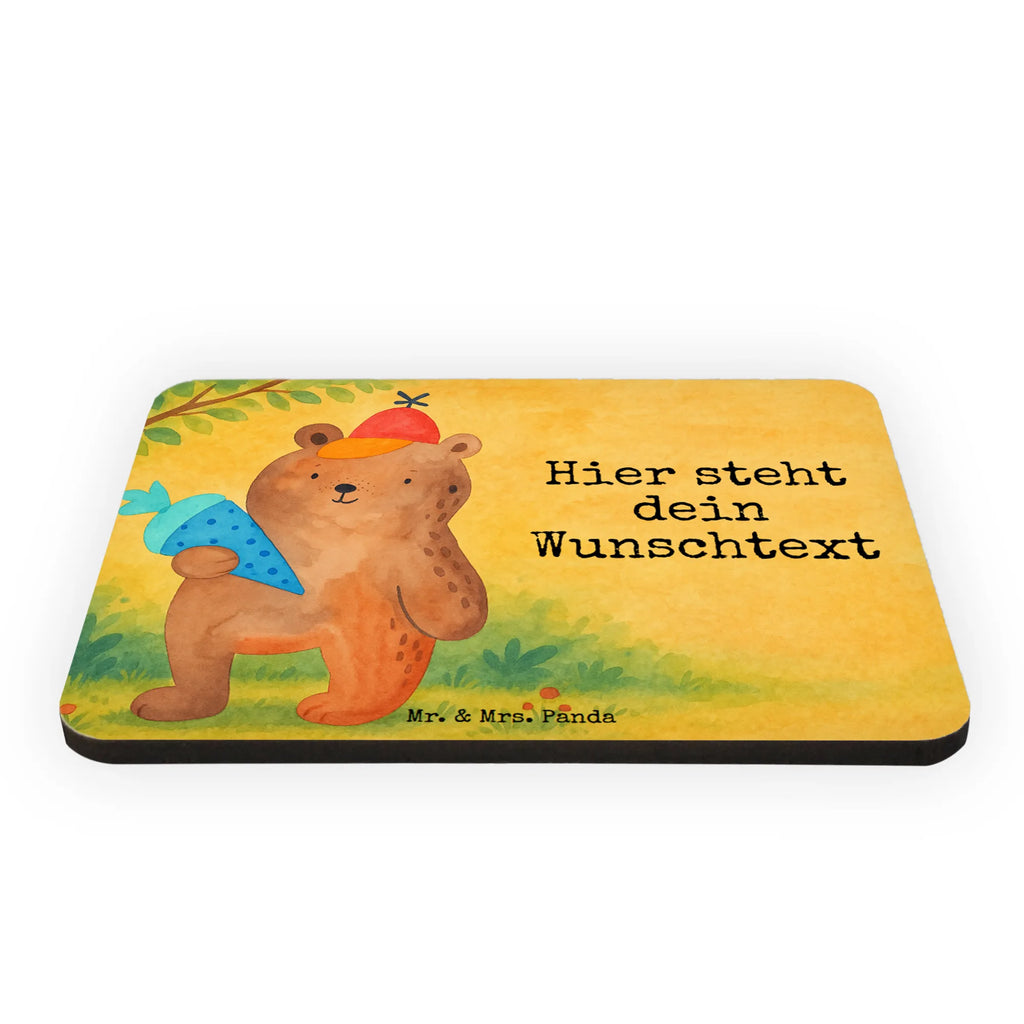Personalisierter Magnet Bär Schultüte Design Souvenir Magnet mit Namen, Magnet selbst gestalten, Dekomagnet mit Namen, Personalisierter Whiteboard Magnet, Wunschname, Pinnwandmagnet mit Namen, Whiteboard Magnet mit Namen, Kühlschrank Dekoration mit Namen, Kühlschrankmagnet mit Namen, Personalisierter Souvenir Magnet, Magnet bedrucken, Personalisierter Pinnwandmagnet, Personalisierter Notiz Magnet, Personalisierte Kühlschrank Dekoration, Motivmagnete mit Namen, Personalisierter Dekomagnet, Magnet mit Namen, Personalisierer Magnet, Personalisierter Kühlschrankmagnet, Personalisierter Motivmagnete, Magnet personalisieren, Notiz Magnet mit Namen, Bär, Teddy, Teddybär, Einschulung Geschenk, Schule Geschenk, Erster Schultag Geschenk, Grundschule, Bär Motiv, Schultüte, Schulbeginn, Schulanfang
