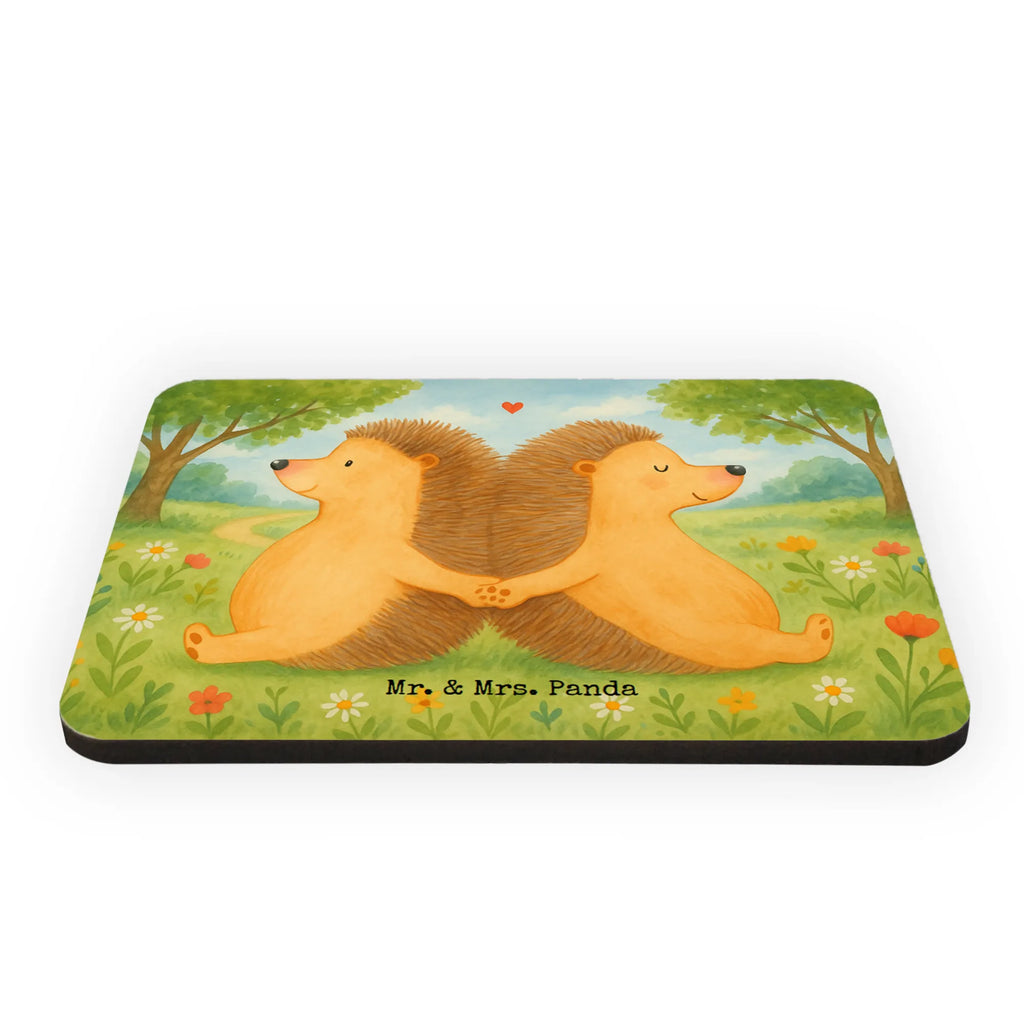 Magnet Igel händchenhaltend Design Souvenir Magnet, Dekomagnet, Motivmagnete, Kühlschrank Dekoration, Kühlschrankmagnet, Pinnwandmagnet, Whiteboard Magnet, Notiz Magnet, Liebe, Partner, Freund, Freundin, Ehemann, Ehefrau, Heiraten, Verlobung, Heiratsantrag, Liebesgeschenk, Jahrestag, Hocheitstag, Geschenk für zwei, Liebesbeweis, Liebesbotschaft, Hochzeit, Igel, Hand in Hand, Lieblingsmensch, große Liebe, Igelliebe, Gemeinsamkeit, Love