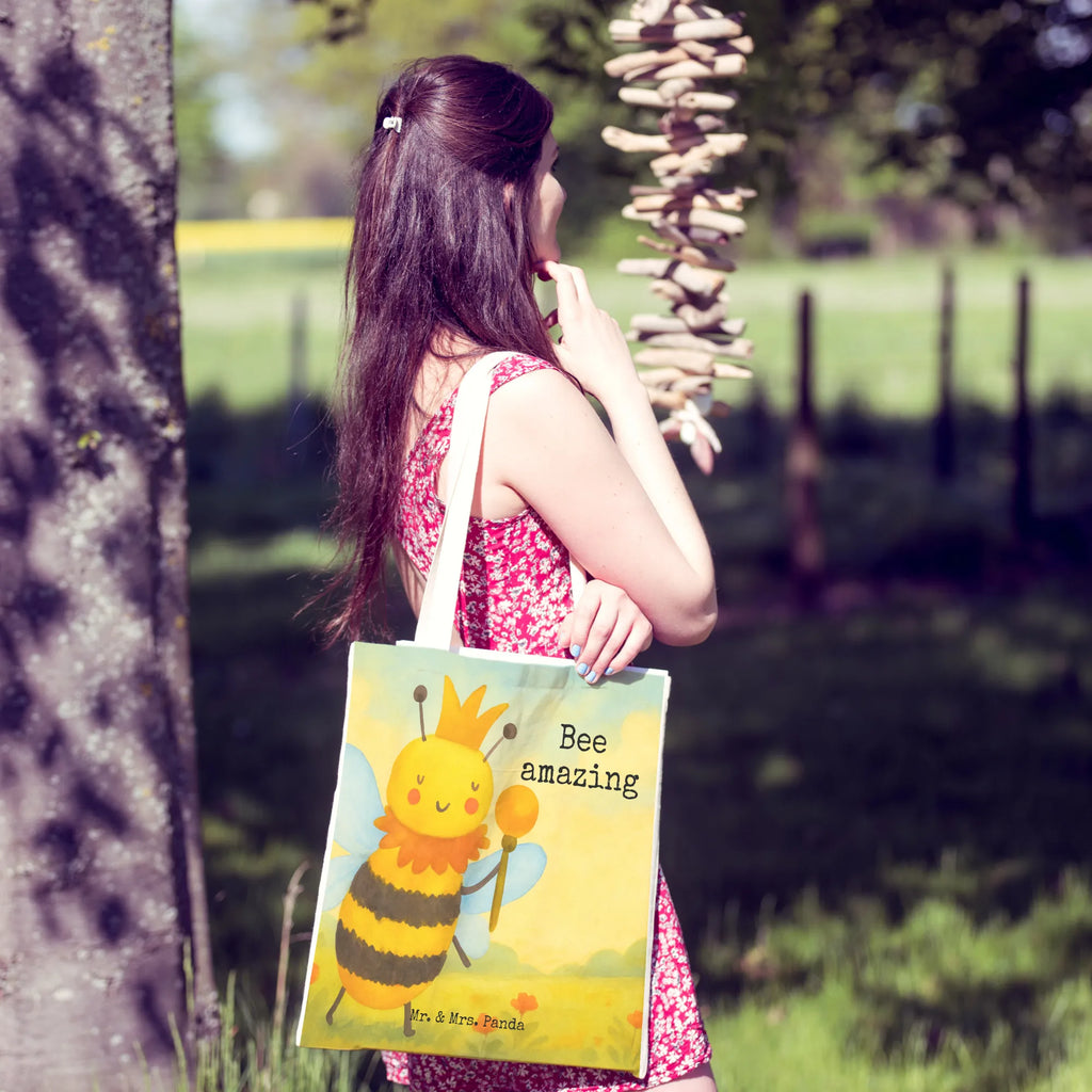 Einkaufstasche Biene König Design Tragetasche Blanko, Tragetasche Herren, Tragetasche Umweltfreundlich, Tragetasche Mit Spruch, Tragetasche Robust, Tragetasche Zum Umhängen, Tragetasche, Baumwolltasche, Einkaufstaschen, Bunte Tragetasche, Beutel Tasche, Tragetasche Für Alltag, Tragetasche Waschbar, Tragetasche Nachhaltig, Einkaufstasche, Tragetasche Bedruckt, Leinentaschen, Leinentasche, Faltbare Tragetasche, Lustige Tragetasche, Tragetasche Damen, Tragetasche Für Schule, Tragetasche Geschenkidee, Tragetasche Ohne Plastik, Baumwolltaschen, Tragetasche Mit Motiv, Jutetasche, Stofftasche, Große Tragetasche, Tragetasche Mit Henkel, Jutetaschen, Tragetaschen, Tragetasche Kinder, Kleine Tragetasche, Tragetasche Vintage, Tragetasche Design, Tragetasche Handgemacht, Tragetasche Wiederverwendbar, Tragetasche Für Bücher, Tragetasche Für Büro, Tragetasche Für Einkäufe, Stofftaschen, Tragetasche Modern, Biene, Wespe, Hummel