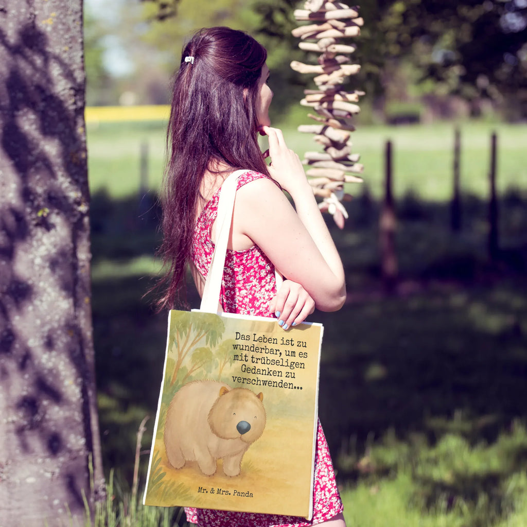 Einkaufstasche Wombat Design Einkaufstaschen, Lustige Tragetasche, Leinentasche, Leinentaschen, Kleine Tragetasche, Tragetasche Nachhaltig, Tragetasche Vintage, Tragetasche Für Büro, Bunte Tragetasche, Tragetasche Umweltfreundlich, Tragetasche Für Einkäufe, Tragetasche Ohne Plastik, Große Tragetasche, Einkaufstasche, Tragetasche Design, Jutetasche, Tragetasche Für Schule, Tragetasche Blanko, Baumwolltasche, Tragetasche Damen, Beutel Tasche, Tragetaschen, Tragetasche Mit Henkel, Faltbare Tragetasche, Jutetaschen, Tragetasche Für Alltag, Tragetasche Geschenkidee, Tragetasche Für Bücher, Stofftasche, Stofftaschen, Tragetasche Robust, Tragetasche Handgemacht, Tragetasche, Tragetasche Herren, Tragetasche Zum Umhängen, Tragetasche Modern, Tragetasche Waschbar, Tragetasche Mit Motiv, Tragetasche Mit Spruch, Baumwolltaschen, Tragetasche Kinder, Tragetasche Bedruckt, Tragetasche Wiederverwendbar, Tiermotive, Gute Laune, lustige Sprüche, Tiere, Motivation, Das Leben ist schön, Wombat, Australien, Spruch