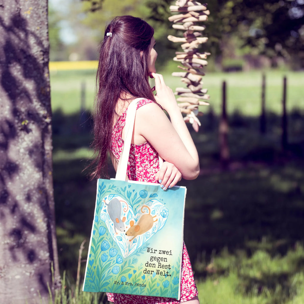 Einkaufstasche Mäuse Herz Design Tragetasche Modern, Tragetasche Damen, Beutel Tasche, Baumwolltaschen, Tragetasche Für Alltag, Tragetasche Vintage, Tragetasche Mit Spruch, Jutetasche, Jutetaschen, Kleine Tragetasche, Tragetasche, Tragetasche Ohne Plastik, Bunte Tragetasche, Einkaufstaschen, Tragetasche Umweltfreundlich, Tragetasche Kinder, Faltbare Tragetasche, Tragetaschen, Tragetasche Bedruckt, Tragetasche Zum Umhängen, Einkaufstasche, Lustige Tragetasche, Tragetasche Mit Henkel, Tragetasche Design, Tragetasche Handgemacht, Stofftasche, Tragetasche Geschenkidee, Tragetasche Mit Motiv, Tragetasche Herren, Tragetasche Für Büro, Tragetasche Robust, Tragetasche Waschbar, Leinentasche, Große Tragetasche, Leinentaschen, Baumwolltasche, Stofftaschen, Tragetasche Nachhaltig, Tragetasche Wiederverwendbar, Tragetasche Für Schule, Tragetasche Blanko, Tragetasche Für Bücher, Tragetasche Für Einkäufe, Liebe, Partner, Freund, Freundin, Ehemann, Ehefrau, Heiraten, Verlobung, Heiratsantrag, Liebesgeschenk, Jahrestag, Hocheitstag, Mäuse, Liebesbotschaft, Geschenk für zwei, Love, Hochzeit, Maus, Lieblingsmensch, Gemeinsamkeit, Liebesbeweis