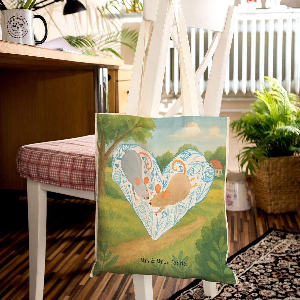 Einkaufstasche Mäuse Herz Design Tragetasche Modern, Tragetasche Damen, Beutel Tasche, Baumwolltaschen, Tragetasche Für Alltag, Tragetasche Vintage, Tragetasche Mit Spruch, Jutetasche, Jutetaschen, Kleine Tragetasche, Tragetasche, Tragetasche Ohne Plastik, Bunte Tragetasche, Einkaufstaschen, Tragetasche Umweltfreundlich, Tragetasche Kinder, Faltbare Tragetasche, Tragetaschen, Tragetasche Bedruckt, Tragetasche Zum Umhängen, Einkaufstasche, Lustige Tragetasche, Tragetasche Mit Henkel, Tragetasche Design, Tragetasche Handgemacht, Stofftasche, Tragetasche Geschenkidee, Tragetasche Mit Motiv, Tragetasche Herren, Tragetasche Für Büro, Tragetasche Robust, Tragetasche Waschbar, Leinentasche, Große Tragetasche, Leinentaschen, Baumwolltasche, Stofftaschen, Tragetasche Nachhaltig, Tragetasche Wiederverwendbar, Tragetasche Für Schule, Tragetasche Blanko, Tragetasche Für Bücher, Tragetasche Für Einkäufe, Liebe, Partner, Freund, Freundin, Ehemann, Ehefrau, Heiraten, Verlobung, Heiratsantrag, Liebesgeschenk, Jahrestag, Hocheitstag, Mäuse, Liebesbotschaft, Geschenk für zwei, Love, Hochzeit, Maus, Lieblingsmensch, Gemeinsamkeit, Liebesbeweis