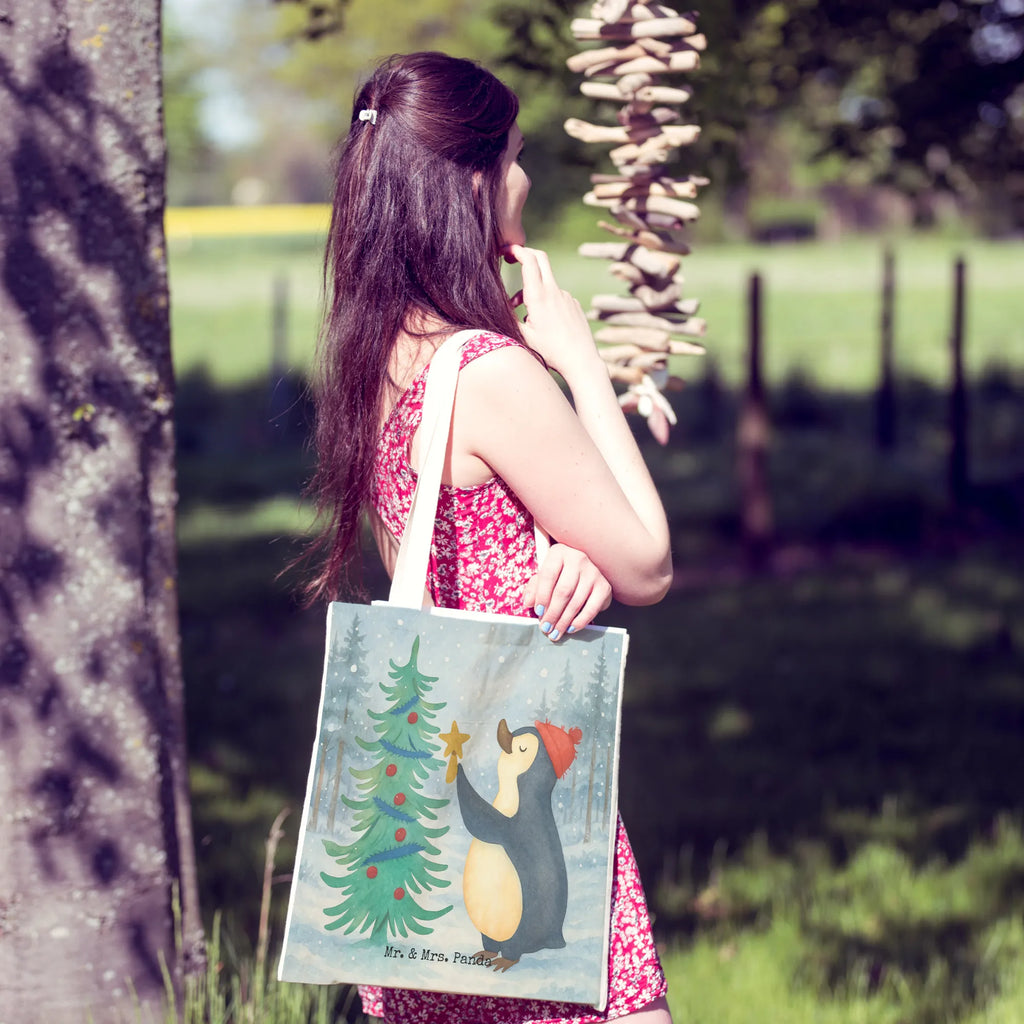 Einkaufstasche Pinguin Weihnachtsbaum Design Tragetasche Für Schule, Tragetasche Nachhaltig, Tragetasche Umweltfreundlich, Tragetasche Geschenkidee, Bunte Tragetasche, Jutetaschen, Tragetasche Mit Henkel, Leinentasche, Faltbare Tragetasche, Kleine Tragetasche, Tragetasche Für Büro, Tragetasche Blanko, Leinentaschen, Tragetasche Zum Umhängen, Tragetasche Für Bücher, Tragetasche, Einkaufstasche, Tragetasche Für Einkäufe, Tragetasche Ohne Plastik, Stofftaschen, Tragetasche Design, Lustige Tragetasche, Tragetasche Wiederverwendbar, Tragetasche Mit Spruch, Tragetasche Damen, Baumwolltasche, Beutel Tasche, Tragetasche Waschbar, Tragetasche Mit Motiv, Stofftasche, Jutetasche, Tragetasche Handgemacht, Tragetasche Bedruckt, Tragetasche Kinder, Tragetasche Für Alltag, Baumwolltaschen, Einkaufstaschen, Tragetasche Herren, Tragetasche Robust, Große Tragetasche, Tragetaschen, Tragetasche Modern, Tragetasche Vintage, Winter, Weihnachten, Weihnachtsdeko, Nikolaus, Advent, Heiligabend, Wintermotiv, Pinguin