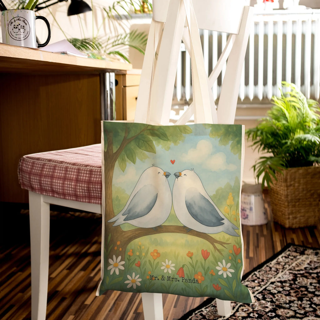 Einkaufstasche Turteltauben Liebe Design Tragetasche Mit Spruch, Faltbare Tragetasche, Tragetasche Für Bücher, Tragetasche Zum Umhängen, Tragetasche Ohne Plastik, Tragetasche Damen, Tragetasche Wiederverwendbar, Einkaufstasche, Tragetasche Geschenkidee, Tragetasche Umweltfreundlich, Jutetaschen, Stofftaschen, Lustige Tragetasche, Tragetaschen, Tragetasche Für Einkäufe, Kleine Tragetasche, Tragetasche Blanko, Tragetasche Für Büro, Leinentaschen, Tragetasche Für Alltag, Einkaufstaschen, Tragetasche Nachhaltig, Tragetasche Modern, Große Tragetasche, Baumwolltasche, Bunte Tragetasche, Tragetasche Kinder, Jutetasche, Tragetasche Robust, Tragetasche, Stofftasche, Leinentasche, Tragetasche Design, Baumwolltaschen, Beutel Tasche, Tragetasche Handgemacht, Tragetasche Vintage, Tragetasche Mit Henkel, Tragetasche Mit Motiv, Tragetasche Für Schule, Tragetasche Bedruckt, Tragetasche Waschbar, Tragetasche Herren, Liebe, Partner, Freund, Freundin, Ehemann, Ehefrau, Heiraten, Verlobung, Heiratsantrag, Liebesgeschenk, Jahrestag, Hocheitstag, Hochzeitstag, Geschenk Freund, Verliebt, Turteltauben, Tauben, Verheiratet, Turteltäubchen, Liebesbeweis, Verlobt, Geschenk Hochzeit, Geschenk Freundin