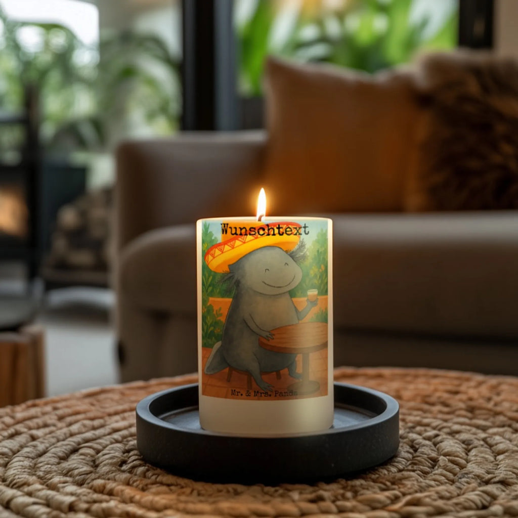 Personalisierte Kerze Axolotl Tequila Design Kerze Für Geburtstag Mit Wunschname, Votivkerze Mit Wunschname, Trauerkerze Mit Namen, Tafelkerze Mit Wunschname, Grabkerze Mit Namensgravur, Metall-Kerze Mit Namensgravur, Bienenwachskerze Mit Wunschname, Andachtskerze Mit Namensgravur, Kerze Mit Spruch Und Namen, Kommunionkerze Mit Namen, Gartenkerze Mit Namen, Osterkerze Mit Namen, Teelicht Mit Namensdruck, Duftkerze Mit Namen, Weihnachtskerze Mit Namensgravur, Gedenkkerze Mit Namen, LED-Kerze Mit Wunschname, Stearinkerze Mit Gravur, Kerzen-Set Mit Namensgravur, Kerze Mit Namen, Taufekerze Mit Namensgravur, Personalisierte Kerze, Kerze Für Hochzeit Mit Namensgravur, Gastgeschenk Kerze Mit Namen, Handgegossene Kerze Mit Namen, Kerze Mit Prägung Und Wunschname, Blockkerze Mit Namensdruck, Tischkerze Mit Namensdruck, Adventskerze Mit Wunschname, Fair-Trade-Kerze Mit Namensgravur, Outdoor-Kerze Mit Namensgravur, Holz-Kerze Mit Namen, Stumpenkerze Mit Namensgravur, Stabkerze Mit Gravur, Handgemachte Kerze Mit Wunschname, Firmungskerze Mit Wunschname, Schwimmkerze Mit Namen, Bio-Kerze Mit Wunschname, Sojawachskerze Mit Namensdruck, Glas-Kerze Mit Wunschname, Laternenkerze Mit Namensdruck, Streukerze Mit Namensdruck, Axolotl, Molch, Schwanzlurch, Lurche, Mexiko, Feuersalamander, Mexico, Zitrone, Spruch, Sombrero, Lurch, Motivation, Axolot, Tequila, Feuerdrache