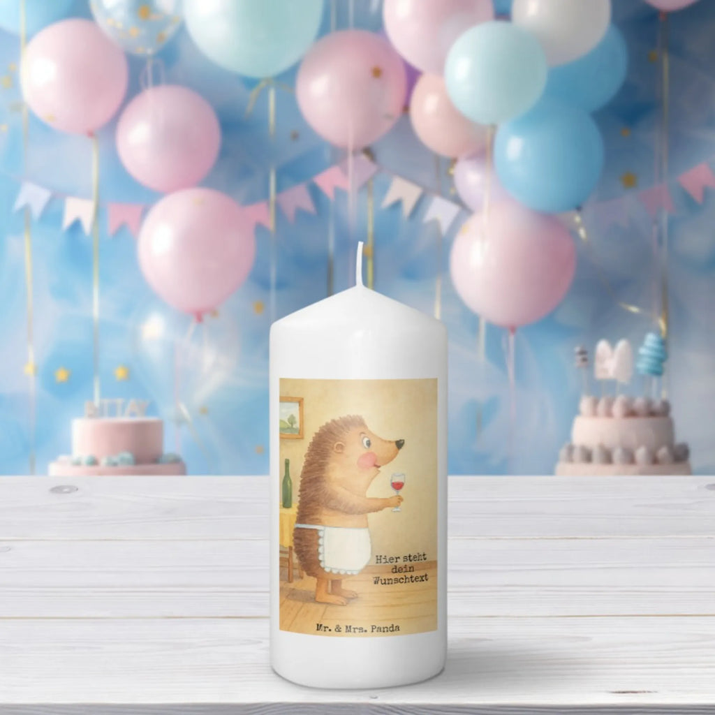 Personalisierte Kerze Igel Wein Design Taufekerze Mit Namensgravur, Firmungskerze Mit Wunschname, Gedenkkerze Mit Namen, Glas-Kerze Mit Wunschname, Kommunionkerze Mit Namen, Bio-Kerze Mit Wunschname, Kerze Mit Prägung Und Wunschname, Handgemachte Kerze Mit Wunschname, Adventskerze Mit Wunschname, Trauerkerze Mit Namen, Sojawachskerze Mit Namensdruck, Personalisierte Kerze, Holz-Kerze Mit Namen, Metall-Kerze Mit Namensgravur, Weihnachtskerze Mit Namensgravur, Duftkerze Mit Namen, Handgegossene Kerze Mit Namen, Osterkerze Mit Namen, Kerze Mit Namen, Blockkerze Mit Namensdruck, Stearinkerze Mit Gravur, LED-Kerze Mit Wunschname, Stabkerze Mit Gravur, Fair-Trade-Kerze Mit Namensgravur, Kerze Mit Spruch Und Namen, Outdoor-Kerze Mit Namensgravur, Teelicht Mit Namensdruck, Kerze Für Hochzeit Mit Namensgravur, Gartenkerze Mit Namen, Laternenkerze Mit Namensdruck, Stumpenkerze Mit Namensgravur, Streukerze Mit Namensdruck, Gastgeschenk Kerze Mit Namen, Schwimmkerze Mit Namen, Grabkerze Mit Namensgravur, Tafelkerze Mit Wunschname, Tischkerze Mit Namensdruck, Bienenwachskerze Mit Wunschname, Kerzen-Set Mit Namensgravur, Votivkerze Mit Wunschname, Andachtskerze Mit Namensgravur, Kerze Für Geburtstag Mit Wunschname, Tiermotive, Gute Laune, lustige Sprüche, Tiere, Geschenk Weinliebhaber, Wein Deko, Rotwein, Wein trinken, Geschenk Weintrinker, Weinglas, Wein Spruch, Igel, Weißwein