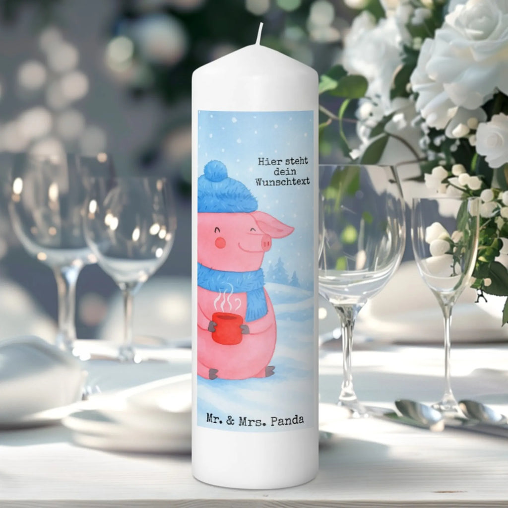 Personalisierte Kerze Schwein Glühwein Design Kerze Mit Spruch Und Namen, Holz-Kerze Mit Namen, Kerzen-Set Mit Namensgravur, Kerze Mit Namen, Andachtskerze Mit Namensgravur, Outdoor-Kerze Mit Namensgravur, Stabkerze Mit Gravur, Bienenwachskerze Mit Wunschname, Handgegossene Kerze Mit Namen, Fair-Trade-Kerze Mit Namensgravur, Sojawachskerze Mit Namensdruck, Duftkerze Mit Namen, Kommunionkerze Mit Namen, Gedenkkerze Mit Namen, Kerze Für Hochzeit Mit Namensgravur, Weihnachtskerze Mit Namensgravur, Kerze Mit Prägung Und Wunschname, Metall-Kerze Mit Namensgravur, Stearinkerze Mit Gravur, Glas-Kerze Mit Wunschname, Bio-Kerze Mit Wunschname, Gartenkerze Mit Namen, Streukerze Mit Namensdruck, Kerze Für Geburtstag Mit Wunschname, Blockkerze Mit Namensdruck, Gastgeschenk Kerze Mit Namen, Grabkerze Mit Namensgravur, Tafelkerze Mit Wunschname, Teelicht Mit Namensdruck, Laternenkerze Mit Namensdruck, Personalisierte Kerze, Handgemachte Kerze Mit Wunschname, Firmungskerze Mit Wunschname, Votivkerze Mit Wunschname, Osterkerze Mit Namen, Stumpenkerze Mit Namensgravur, Trauerkerze Mit Namen, LED-Kerze Mit Wunschname, Taufekerze Mit Namensgravur, Adventskerze Mit Wunschname, Tischkerze Mit Namensdruck, Schwimmkerze Mit Namen, Winter, Weihnachten, Weihnachtsdeko, Nikolaus, Advent, Heiligabend, Wintermotiv, Weihnachtsmarkt, Punsch, Glühschwein, Glühwein