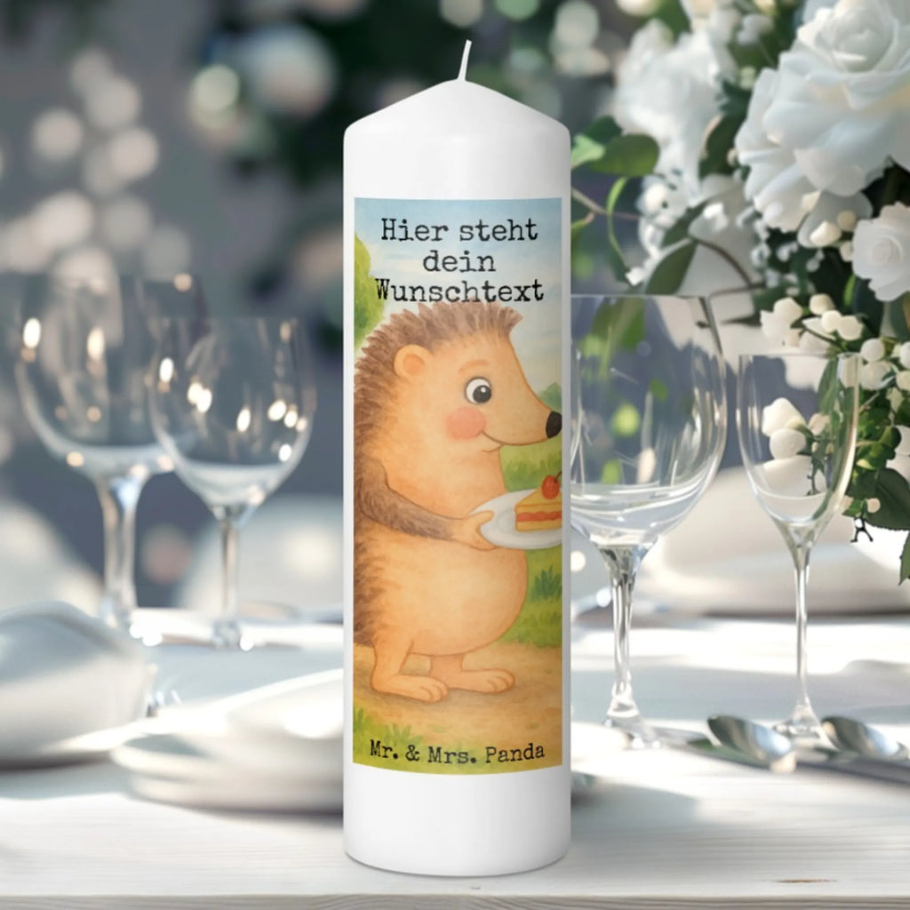 Personalisierte Kerze Igel Kuchenstück Design Gedenkkerze Mit Namen, Kerze Mit Spruch Und Namen, Weihnachtskerze Mit Namensgravur, Teelicht Mit Namensdruck, Sojawachskerze Mit Namensdruck, Blockkerze Mit Namensdruck, Streukerze Mit Namensdruck, Outdoor-Kerze Mit Namensgravur, Kommunionkerze Mit Namen, Kerzen-Set Mit Namensgravur, Metall-Kerze Mit Namensgravur, Bienenwachskerze Mit Wunschname, Osterkerze Mit Namen, Votivkerze Mit Wunschname, Kerze Mit Namen, Holz-Kerze Mit Namen, Andachtskerze Mit Namensgravur, Handgemachte Kerze Mit Wunschname, Grabkerze Mit Namensgravur, Kerze Mit Prägung Und Wunschname, Tischkerze Mit Namensdruck, Trauerkerze Mit Namen, Fair-Trade-Kerze Mit Namensgravur, Handgegossene Kerze Mit Namen, Personalisierte Kerze, Laternenkerze Mit Namensdruck, Firmungskerze Mit Wunschname, Bio-Kerze Mit Wunschname, Kerze Für Geburtstag Mit Wunschname, Stabkerze Mit Gravur, Adventskerze Mit Wunschname, Schwimmkerze Mit Namen, Gastgeschenk Kerze Mit Namen, Stumpenkerze Mit Namensgravur, Glas-Kerze Mit Wunschname, Kerze Für Hochzeit Mit Namensgravur, LED-Kerze Mit Wunschname, Duftkerze Mit Namen, Stearinkerze Mit Gravur, Gartenkerze Mit Namen, Taufekerze Mit Namensgravur, Tafelkerze Mit Wunschname, Tiermotive, Gute Laune, lustige Sprüche, Tiere, Kuchen backen, Einladung Party, Essen Spruch, Igel, Backen Geschenk, Torte, Geburtstagskuchen, Kuchen