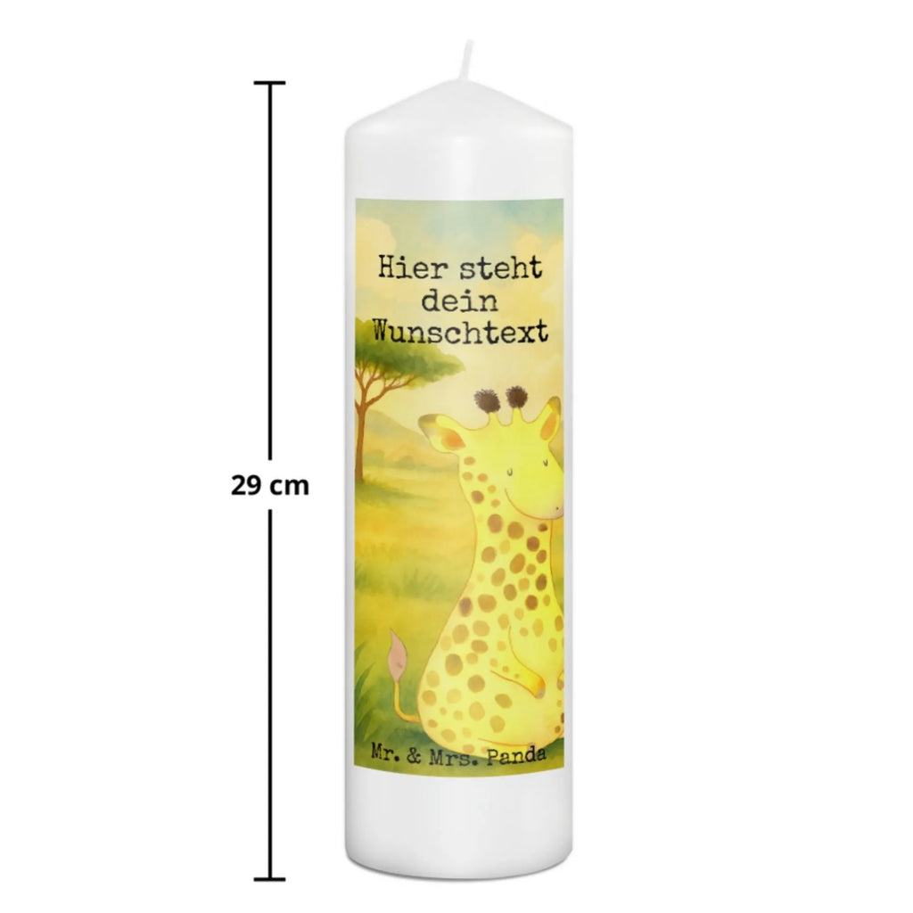 Personalisierte Kerze Giraffe Zufrieden Design Votivkerze Mit Wunschname, Bio-Kerze Mit Wunschname, Kommunionkerze Mit Namen, Firmungskerze Mit Wunschname, Laternenkerze Mit Namensdruck, Duftkerze Mit Namen, Kerze Mit Prägung Und Wunschname, Kerze Mit Spruch Und Namen, Glas-Kerze Mit Wunschname, Metall-Kerze Mit Namensgravur, Kerze Für Hochzeit Mit Namensgravur, Trauerkerze Mit Namen, Kerzen-Set Mit Namensgravur, Stabkerze Mit Gravur, Kerze Mit Namen, Andachtskerze Mit Namensgravur, Streukerze Mit Namensdruck, Stumpenkerze Mit Namensgravur, Stearinkerze Mit Gravur, Tischkerze Mit Namensdruck, Osterkerze Mit Namen, Handgegossene Kerze Mit Namen, Blockkerze Mit Namensdruck, Grabkerze Mit Namensgravur, Sojawachskerze Mit Namensdruck, Gartenkerze Mit Namen, Fair-Trade-Kerze Mit Namensgravur, Tafelkerze Mit Wunschname, LED-Kerze Mit Wunschname, Bienenwachskerze Mit Wunschname, Holz-Kerze Mit Namen, Schwimmkerze Mit Namen, Teelicht Mit Namensdruck, Handgemachte Kerze Mit Wunschname, Gedenkkerze Mit Namen, Adventskerze Mit Wunschname, Outdoor-Kerze Mit Namensgravur, Personalisierte Kerze, Weihnachtskerze Mit Namensgravur, Gastgeschenk Kerze Mit Namen, Kerze Für Geburtstag Mit Wunschname, Taufekerze Mit Namensgravur, Afrika, Wildtiere, Giraffe, Zufrieden, Glück, Abenteuer