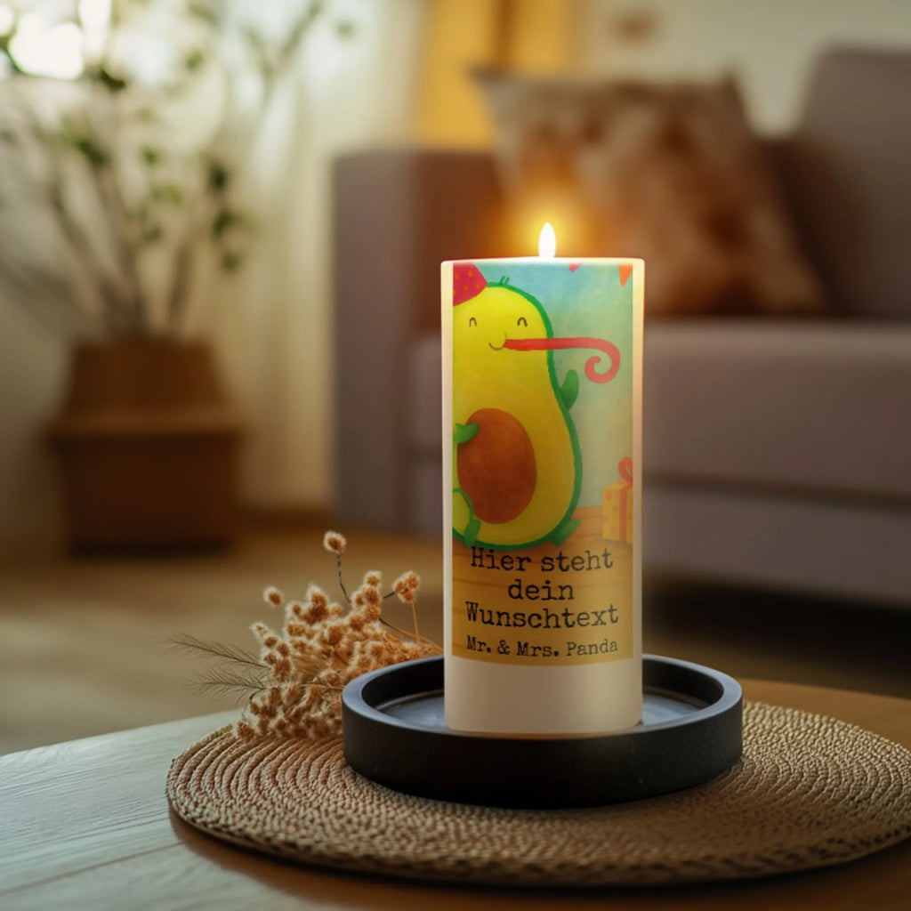 Personalisierte Kerze Avocado Geburtstag Design Weihnachtskerze Mit Namensgravur, Glas-Kerze Mit Wunschname, Stabkerze Mit Gravur, Teelicht Mit Namensdruck, Schwimmkerze Mit Namen, Votivkerze Mit Wunschname, LED-Kerze Mit Wunschname, Tafelkerze Mit Wunschname, Tischkerze Mit Namensdruck, Stumpenkerze Mit Namensgravur, Kommunionkerze Mit Namen, Stearinkerze Mit Gravur, Gastgeschenk Kerze Mit Namen, Kerzen-Set Mit Namensgravur, Fair-Trade-Kerze Mit Namensgravur, Gedenkkerze Mit Namen, Metall-Kerze Mit Namensgravur, Outdoor-Kerze Mit Namensgravur, Adventskerze Mit Wunschname, Firmungskerze Mit Wunschname, Osterkerze Mit Namen, Laternenkerze Mit Namensdruck, Kerze Für Geburtstag Mit Wunschname, Holz-Kerze Mit Namen, Grabkerze Mit Namensgravur, Kerze Für Hochzeit Mit Namensgravur, Kerze Mit Namen, Andachtskerze Mit Namensgravur, Sojawachskerze Mit Namensdruck, Duftkerze Mit Namen, Gartenkerze Mit Namen, Bienenwachskerze Mit Wunschname, Bio-Kerze Mit Wunschname, Blockkerze Mit Namensdruck, Taufekerze Mit Namensgravur, Personalisierte Kerze, Kerze Mit Spruch Und Namen, Streukerze Mit Namensdruck, Kerze Mit Prägung Und Wunschname, Handgemachte Kerze Mit Wunschname, Handgegossene Kerze Mit Namen, Trauerkerze Mit Namen, Avocado, Veggie, Vegan, Gesund