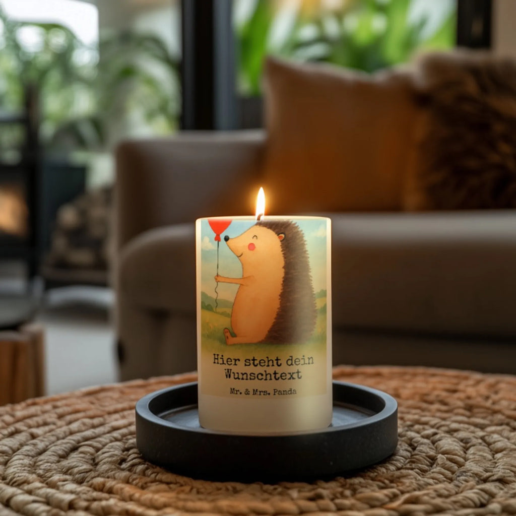 Personalisierte Kerze Igel Luftballon Design Osterkerze Mit Namen, Firmungskerze Mit Wunschname, Gedenkkerze Mit Namen, Bio-Kerze Mit Wunschname, Gastgeschenk Kerze Mit Namen, Metall-Kerze Mit Namensgravur, Stearinkerze Mit Gravur, Weihnachtskerze Mit Namensgravur, Fair-Trade-Kerze Mit Namensgravur, Stabkerze Mit Gravur, Schwimmkerze Mit Namen, Handgemachte Kerze Mit Wunschname, Grabkerze Mit Namensgravur, Kerze Mit Namen, Blockkerze Mit Namensdruck, Andachtskerze Mit Namensgravur, Teelicht Mit Namensdruck, Kerze Für Geburtstag Mit Wunschname, Handgegossene Kerze Mit Namen, Streukerze Mit Namensdruck, Adventskerze Mit Wunschname, Kerze Mit Spruch Und Namen, Holz-Kerze Mit Namen, LED-Kerze Mit Wunschname, Sojawachskerze Mit Namensdruck, Gartenkerze Mit Namen, Votivkerze Mit Wunschname, Tafelkerze Mit Wunschname, Outdoor-Kerze Mit Namensgravur, Stumpenkerze Mit Namensgravur, Taufekerze Mit Namensgravur, Trauerkerze Mit Namen, Laternenkerze Mit Namensdruck, Kerzen-Set Mit Namensgravur, Tischkerze Mit Namensdruck, Kerze Mit Prägung Und Wunschname, Duftkerze Mit Namen, Kommunionkerze Mit Namen, Bienenwachskerze Mit Wunschname, Kerze Für Hochzeit Mit Namensgravur, Glas-Kerze Mit Wunschname, Personalisierte Kerze, Tiermotive, Gute Laune, lustige Sprüche, Tiere, Geburtstagskind, Happy Birthday, Geburtstag, Ballon, Glückwunsch, Herzlichen Glückwunsch, Igel