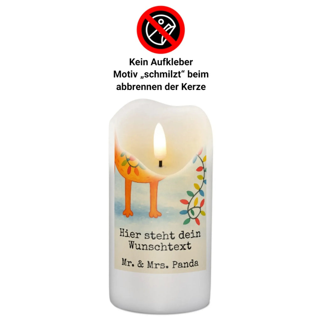 Personalisierte Kerze Fuchs Weihnachten Design Stearinkerze Mit Gravur, Andachtskerze Mit Namensgravur, LED-Kerze Mit Wunschname, Fair-Trade-Kerze Mit Namensgravur, Teelicht Mit Namensdruck, Tischkerze Mit Namensdruck, Osterkerze Mit Namen, Handgemachte Kerze Mit Wunschname, Adventskerze Mit Wunschname, Glas-Kerze Mit Wunschname, Votivkerze Mit Wunschname, Kerze Mit Namen, Taufekerze Mit Namensgravur, Kerze Für Geburtstag Mit Wunschname, Schwimmkerze Mit Namen, Kommunionkerze Mit Namen, Bienenwachskerze Mit Wunschname, Trauerkerze Mit Namen, Laternenkerze Mit Namensdruck, Metall-Kerze Mit Namensgravur, Stumpenkerze Mit Namensgravur, Kerze Mit Prägung Und Wunschname, Handgegossene Kerze Mit Namen, Personalisierte Kerze, Duftkerze Mit Namen, Kerzen-Set Mit Namensgravur, Streukerze Mit Namensdruck, Stabkerze Mit Gravur, Kerze Für Hochzeit Mit Namensgravur, Blockkerze Mit Namensdruck, Kerze Mit Spruch Und Namen, Gartenkerze Mit Namen, Outdoor-Kerze Mit Namensgravur, Holz-Kerze Mit Namen, Tafelkerze Mit Wunschname, Grabkerze Mit Namensgravur, Sojawachskerze Mit Namensdruck, Weihnachtskerze Mit Namensgravur, Gedenkkerze Mit Namen, Firmungskerze Mit Wunschname, Bio-Kerze Mit Wunschname, Gastgeschenk Kerze Mit Namen, Winter, Weihnachten, Weihnachtsdeko, Nikolaus, Advent, Heiligabend, Wintermotiv, Spruch schön, Geschenk Weihnachten, Füchse, Fuchs, Weihnachtsmann, Weihnachtszeit