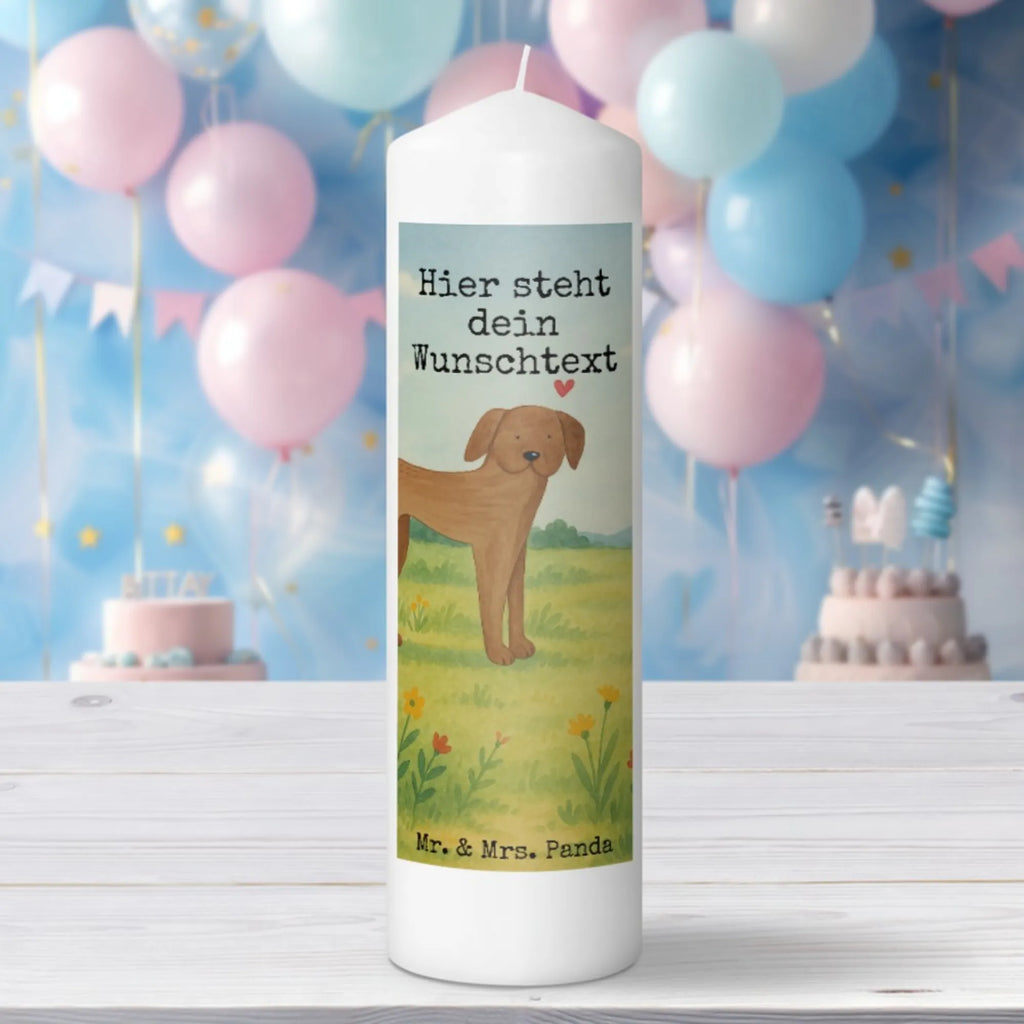 Personalisierte Kerze Hund Dogge Design Metall-Kerze Mit Namensgravur, Weihnachtskerze Mit Namensgravur, Personalisierte Kerze, Firmungskerze Mit Wunschname, Blockkerze Mit Namensdruck, Trauerkerze Mit Namen, Andachtskerze Mit Namensgravur, Bienenwachskerze Mit Wunschname, Stumpenkerze Mit Namensgravur, Kerze Mit Prägung Und Wunschname, Grabkerze Mit Namensgravur, LED-Kerze Mit Wunschname, Teelicht Mit Namensdruck, Schwimmkerze Mit Namen, Stearinkerze Mit Gravur, Fair-Trade-Kerze Mit Namensgravur, Streukerze Mit Namensdruck, Gartenkerze Mit Namen, Laternenkerze Mit Namensdruck, Stabkerze Mit Gravur, Kerze Mit Namen, Votivkerze Mit Wunschname, Taufekerze Mit Namensgravur, Holz-Kerze Mit Namen, Kerze Für Geburtstag Mit Wunschname, Kerze Für Hochzeit Mit Namensgravur, Osterkerze Mit Namen, Kerze Mit Spruch Und Namen, Outdoor-Kerze Mit Namensgravur, Gastgeschenk Kerze Mit Namen, Adventskerze Mit Wunschname, Tafelkerze Mit Wunschname, Handgemachte Kerze Mit Wunschname, Tischkerze Mit Namensdruck, Glas-Kerze Mit Wunschname, Kommunionkerze Mit Namen, Duftkerze Mit Namen, Bio-Kerze Mit Wunschname, Handgegossene Kerze Mit Namen, Gedenkkerze Mit Namen, Kerzen-Set Mit Namensgravur, Sojawachskerze Mit Namensdruck, Hund, Hundemotiv, Haustier, Hunderasse, Tierliebhaber, Hundebesitzer, Sprüche, Hunde, Deutsche Dogge, Great Dane, Dogge