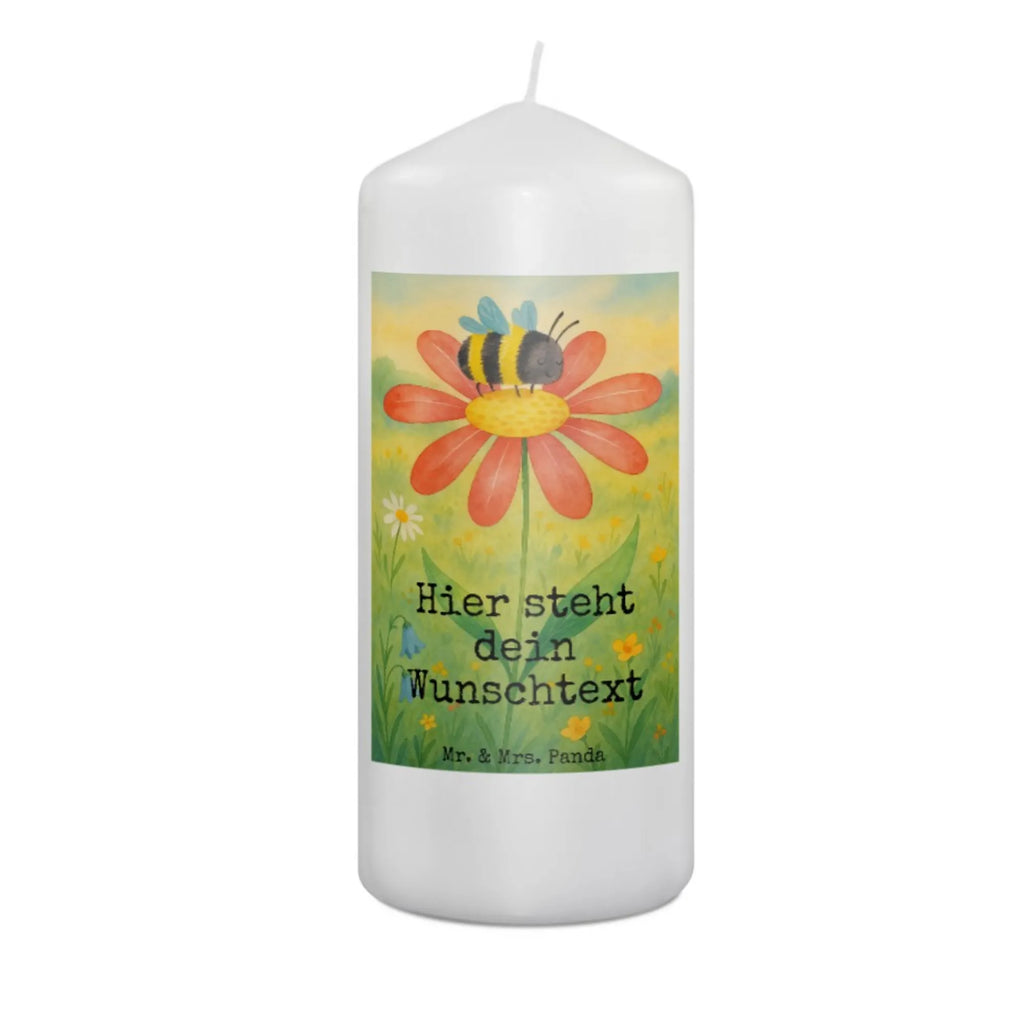 Personalisierte Kerze Hummel Blume Design Kerze Mit Namen, Kerze Für Hochzeit Mit Namensgravur, Fair-Trade-Kerze Mit Namensgravur, Blockkerze Mit Namensdruck, Outdoor-Kerze Mit Namensgravur, Gartenkerze Mit Namen, Duftkerze Mit Namen, Personalisierte Kerze, Tischkerze Mit Namensdruck, Glas-Kerze Mit Wunschname, Kommunionkerze Mit Namen, Trauerkerze Mit Namen, Kerze Mit Spruch Und Namen, Handgegossene Kerze Mit Namen, Streukerze Mit Namensdruck, Schwimmkerze Mit Namen, Adventskerze Mit Wunschname, Tafelkerze Mit Wunschname, Votivkerze Mit Wunschname, Grabkerze Mit Namensgravur, Kerze Mit Prägung Und Wunschname, Handgemachte Kerze Mit Wunschname, Taufekerze Mit Namensgravur, Stearinkerze Mit Gravur, Firmungskerze Mit Wunschname, Weihnachtskerze Mit Namensgravur, Sojawachskerze Mit Namensdruck, Holz-Kerze Mit Namen, Gastgeschenk Kerze Mit Namen, Bio-Kerze Mit Wunschname, Andachtskerze Mit Namensgravur, Kerze Für Geburtstag Mit Wunschname, LED-Kerze Mit Wunschname, Bienenwachskerze Mit Wunschname, Stumpenkerze Mit Namensgravur, Gedenkkerze Mit Namen, Osterkerze Mit Namen, Teelicht Mit Namensdruck, Stabkerze Mit Gravur, Kerzen-Set Mit Namensgravur, Metall-Kerze Mit Namensgravur, Laternenkerze Mit Namensdruck, Tiermotive, Gute Laune, lustige Sprüche, Tiere, Natur, Hummeln, Feld, Hummel, Blume, Wespe, Biene, Flauschig